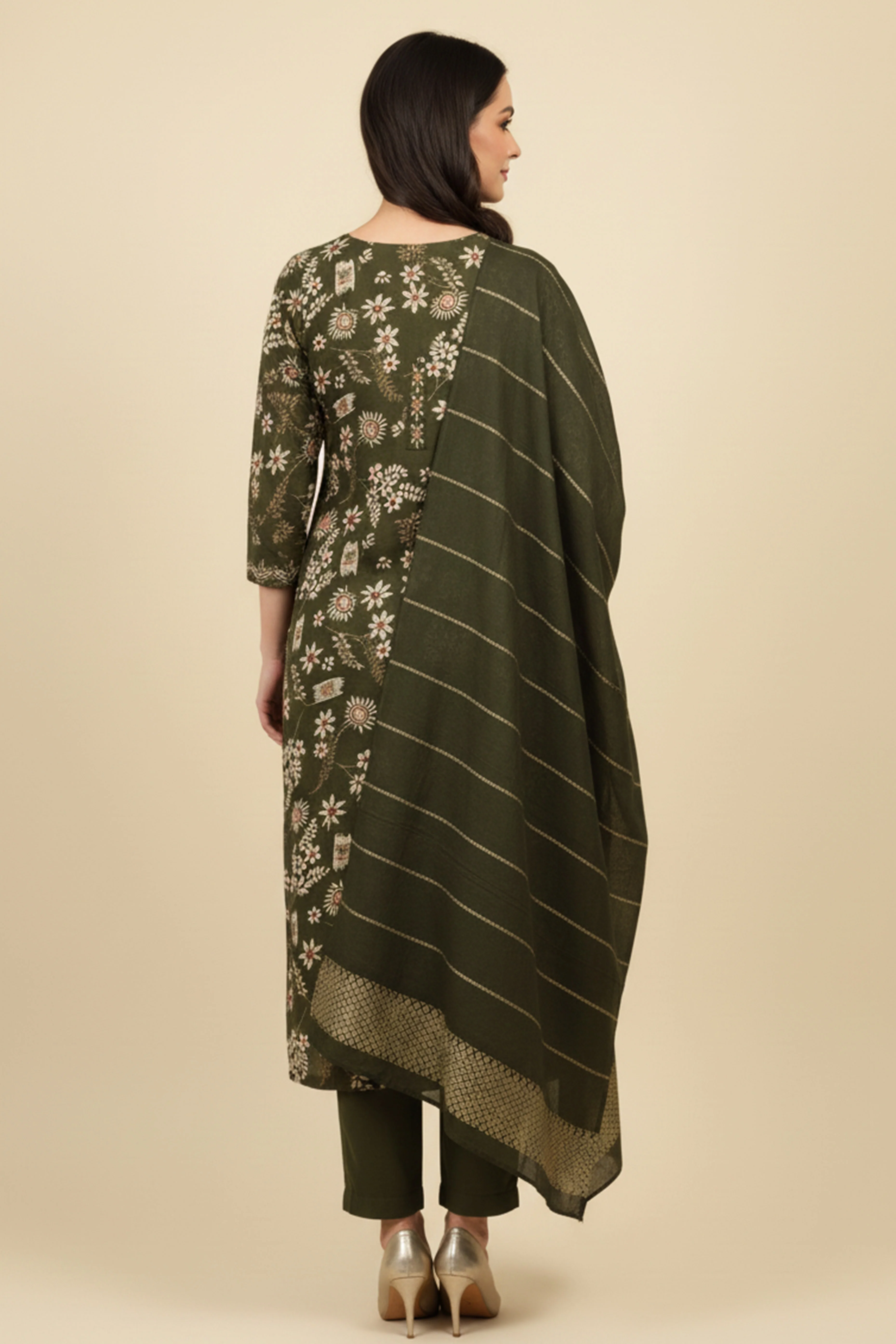 Green Straight Cut Viscose Salwar Suit with Charming Floral Patterns - Image 3