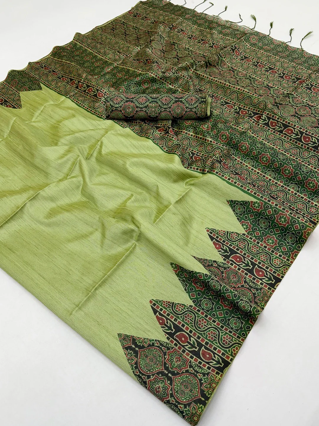 Green Traditional Ajrakh Printed Handloom Tussar Silk Saree - Image 3