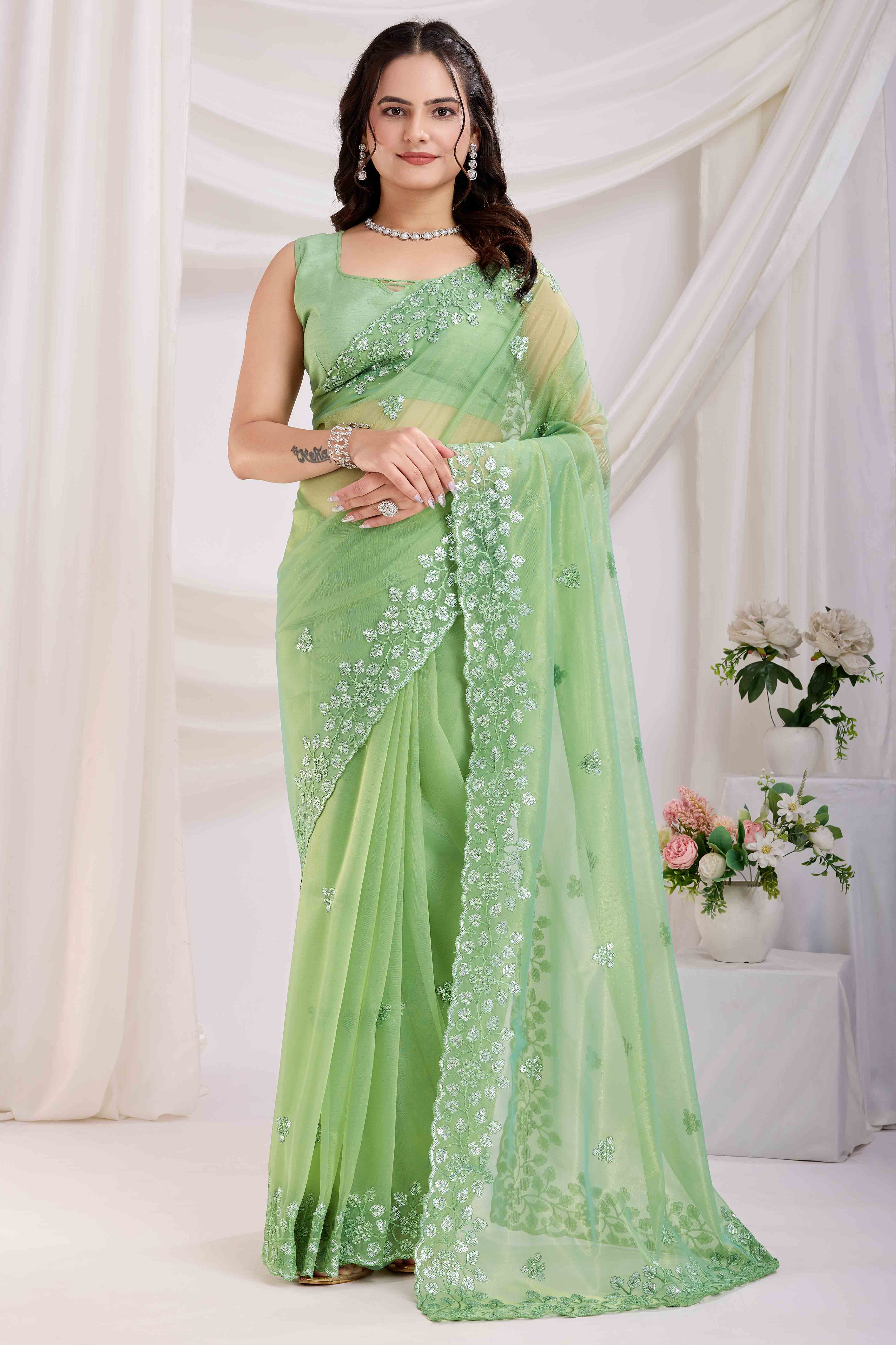 Green Twill Net Saree Embellished With Sequin Floral Embroidery - Image 3