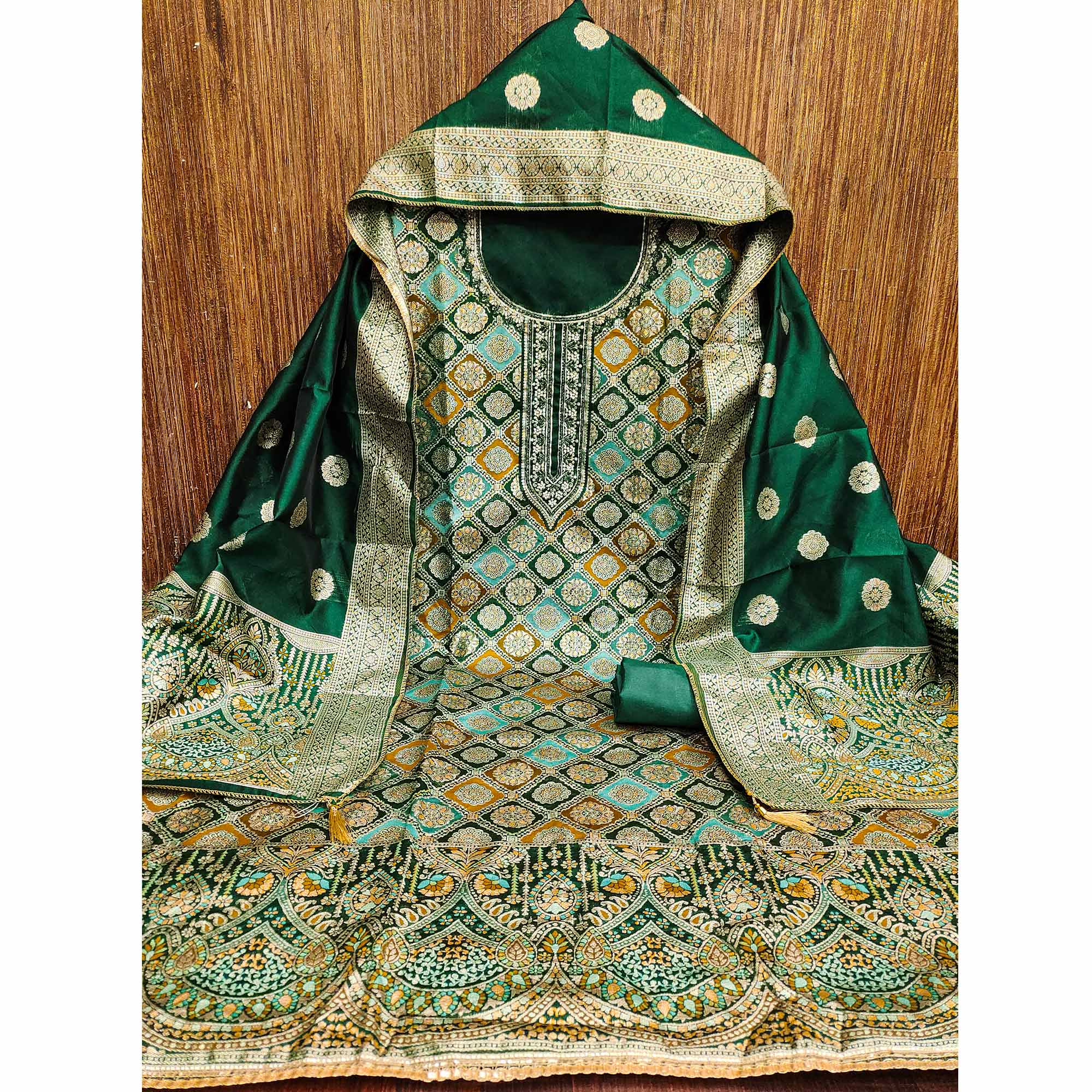 Green Unstitched Dress Material in Zari Woven Jacquard - Image 4