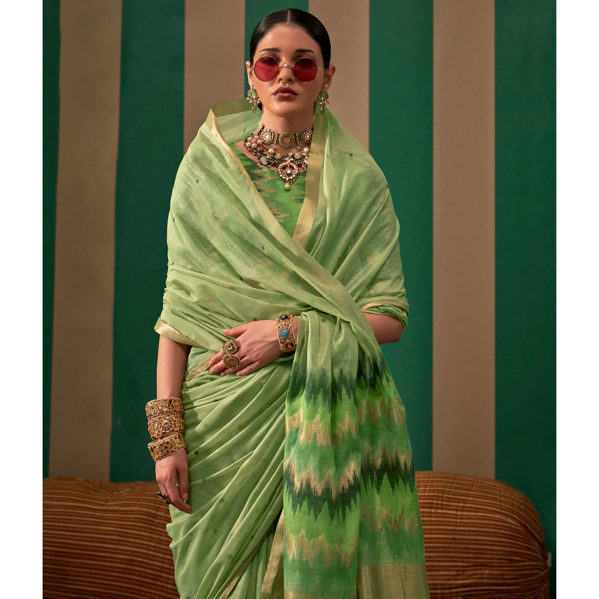 Green Woven Cotton Silk Saree - Image 4