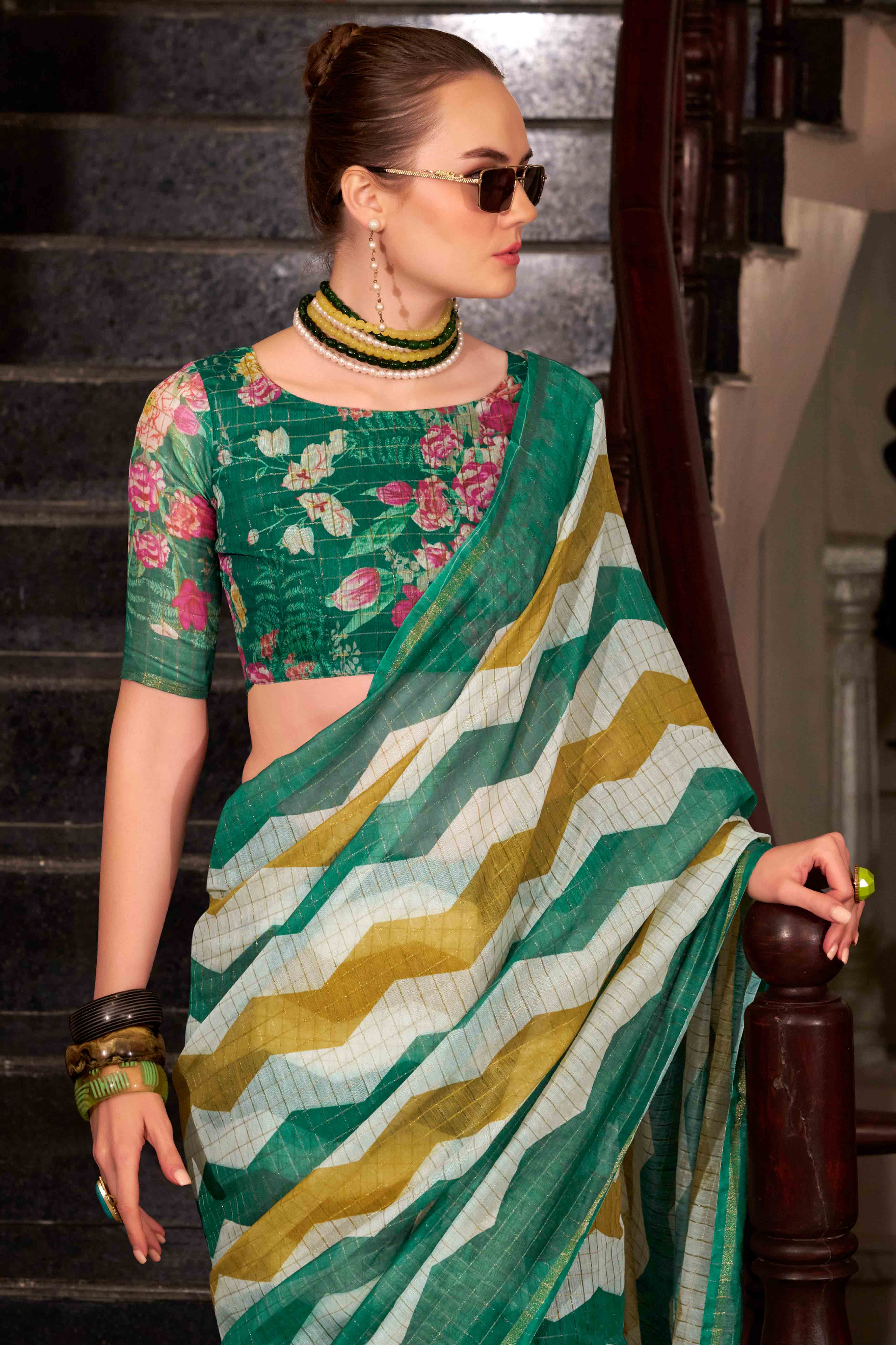 Green Woven Cotton Silk Saree With A Zig-Zag Pattern - Image 4