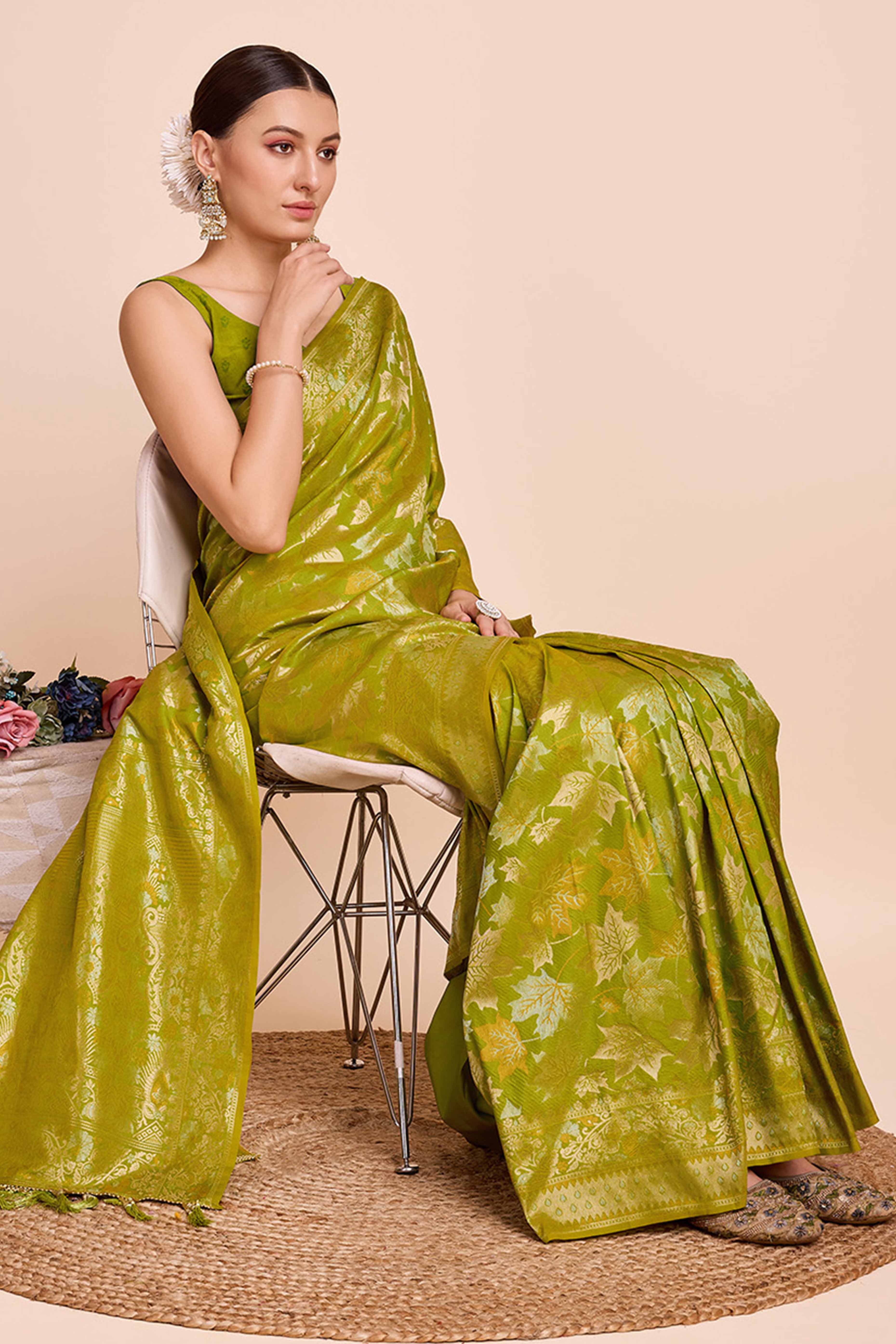 Green Zari Weaving Pure Silk Saree - Image 4