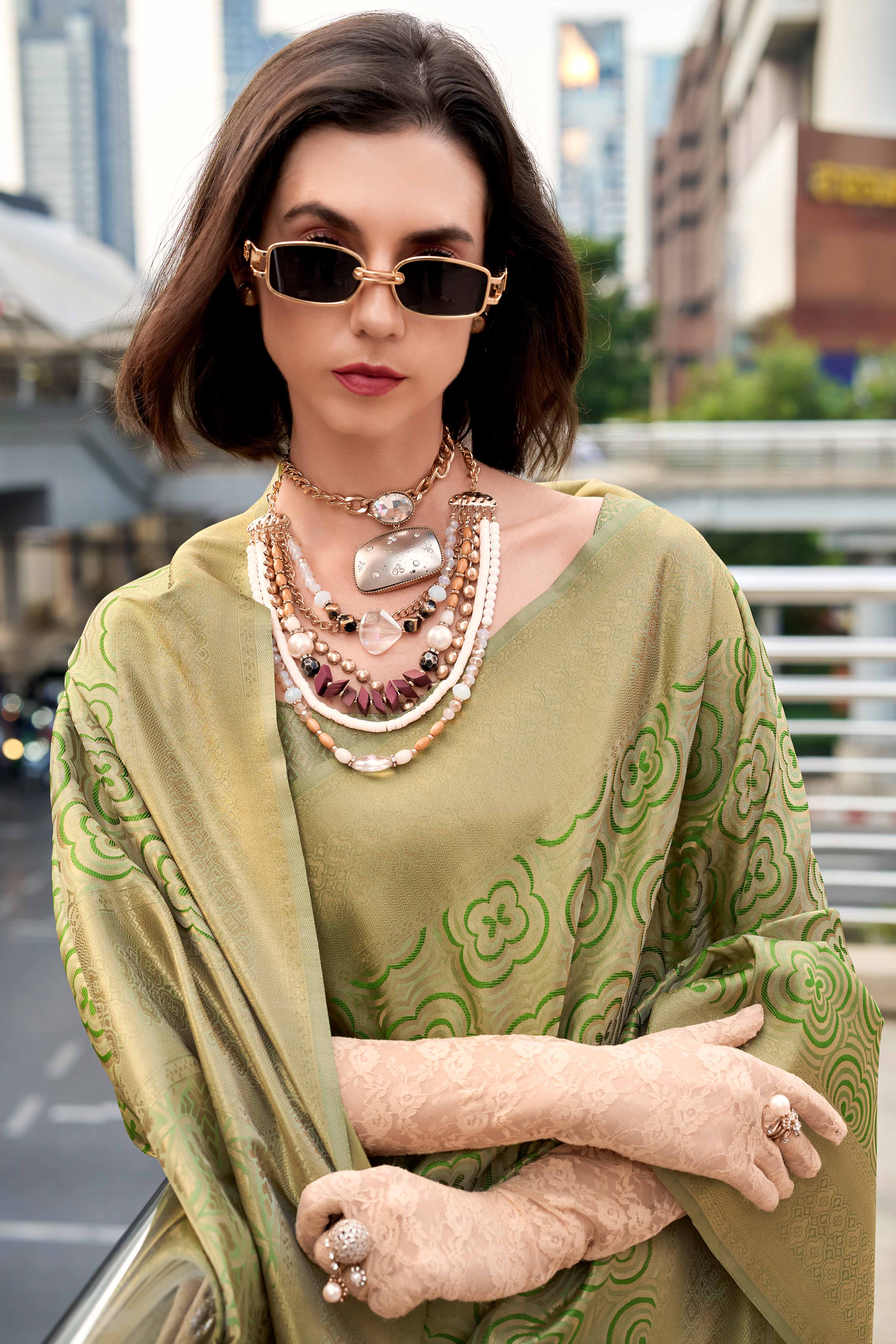 Green Zari Woven Kanjivaram Silk Saree - Image 4