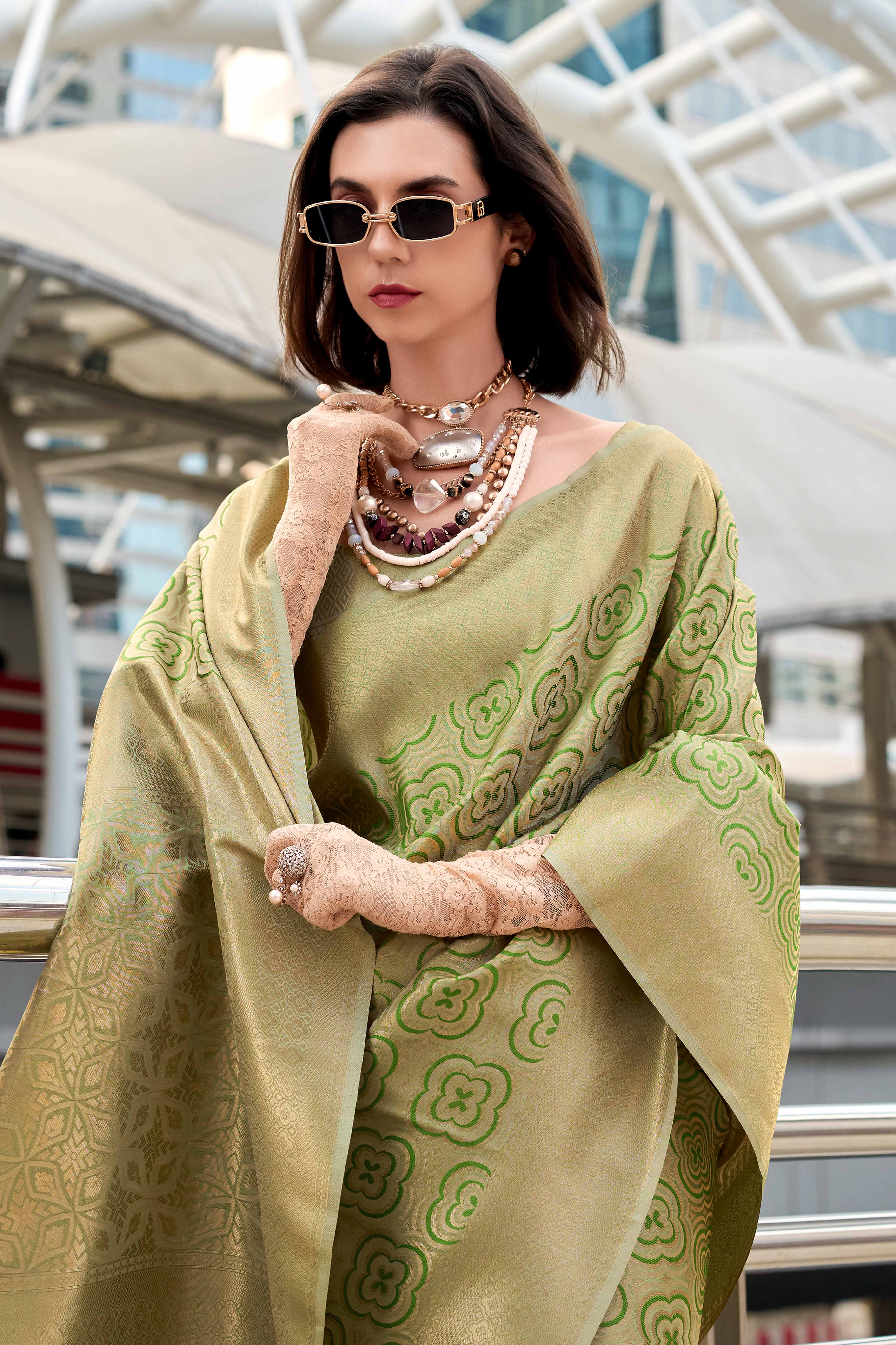 Green Zari Woven Kanjivaram Silk Saree - Image 5