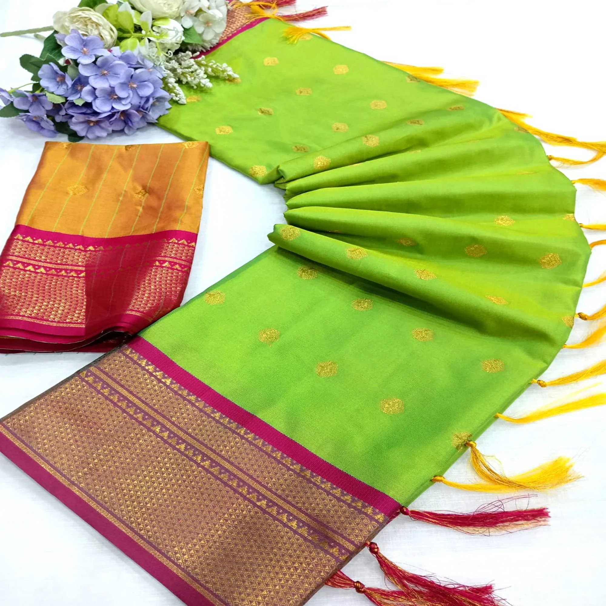 Green Zari Woven Lichi Art Silk Saree With Tassels - Image 3