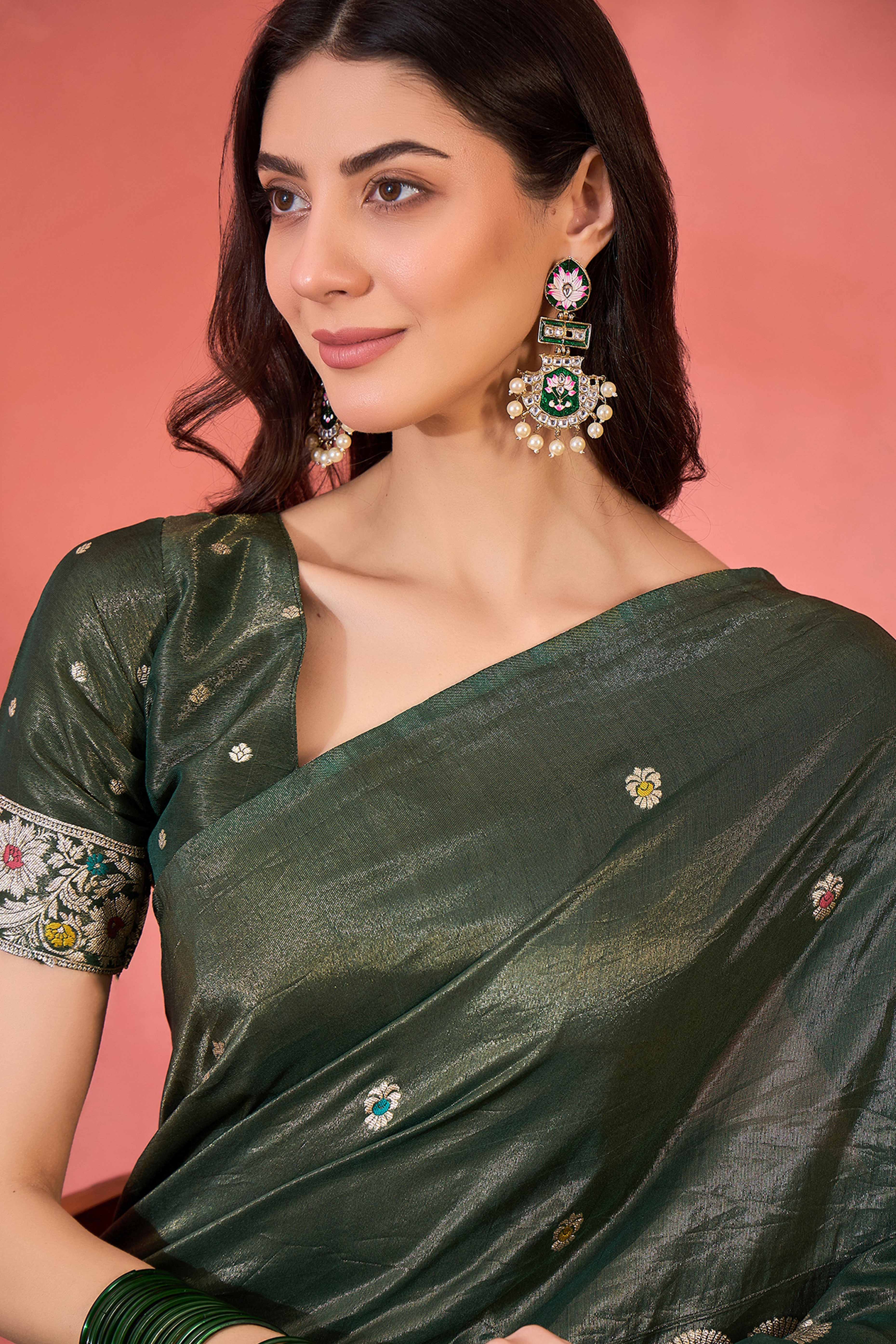 Green Zari Woven Shimmer Saree With Floral Motifs & Flowing Tassel Pallu - Image 6