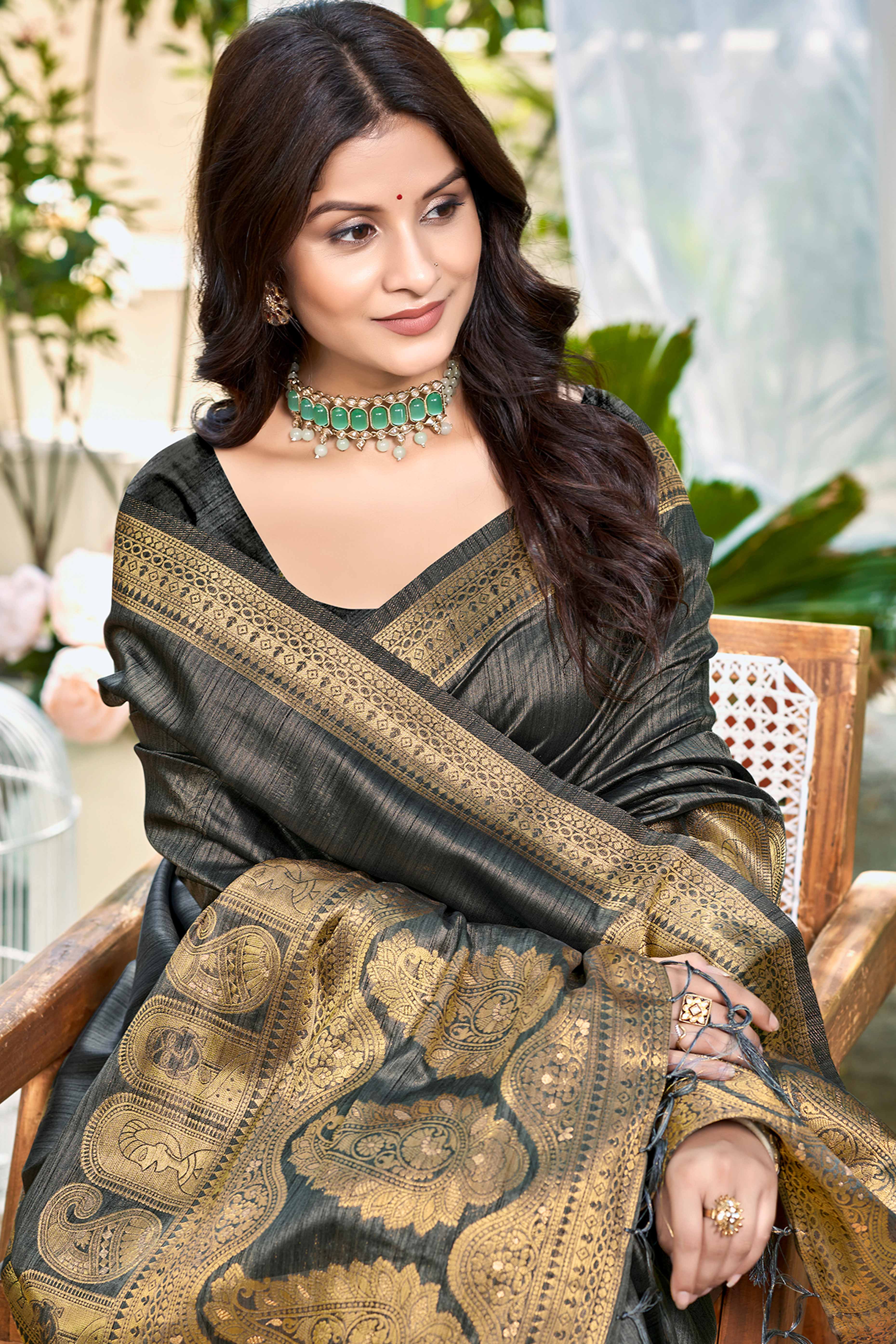 Grey Assam Silk Blend Saree With Intricate Zari Floral & Paisley Weaving & Tassel Pallu - Image 3