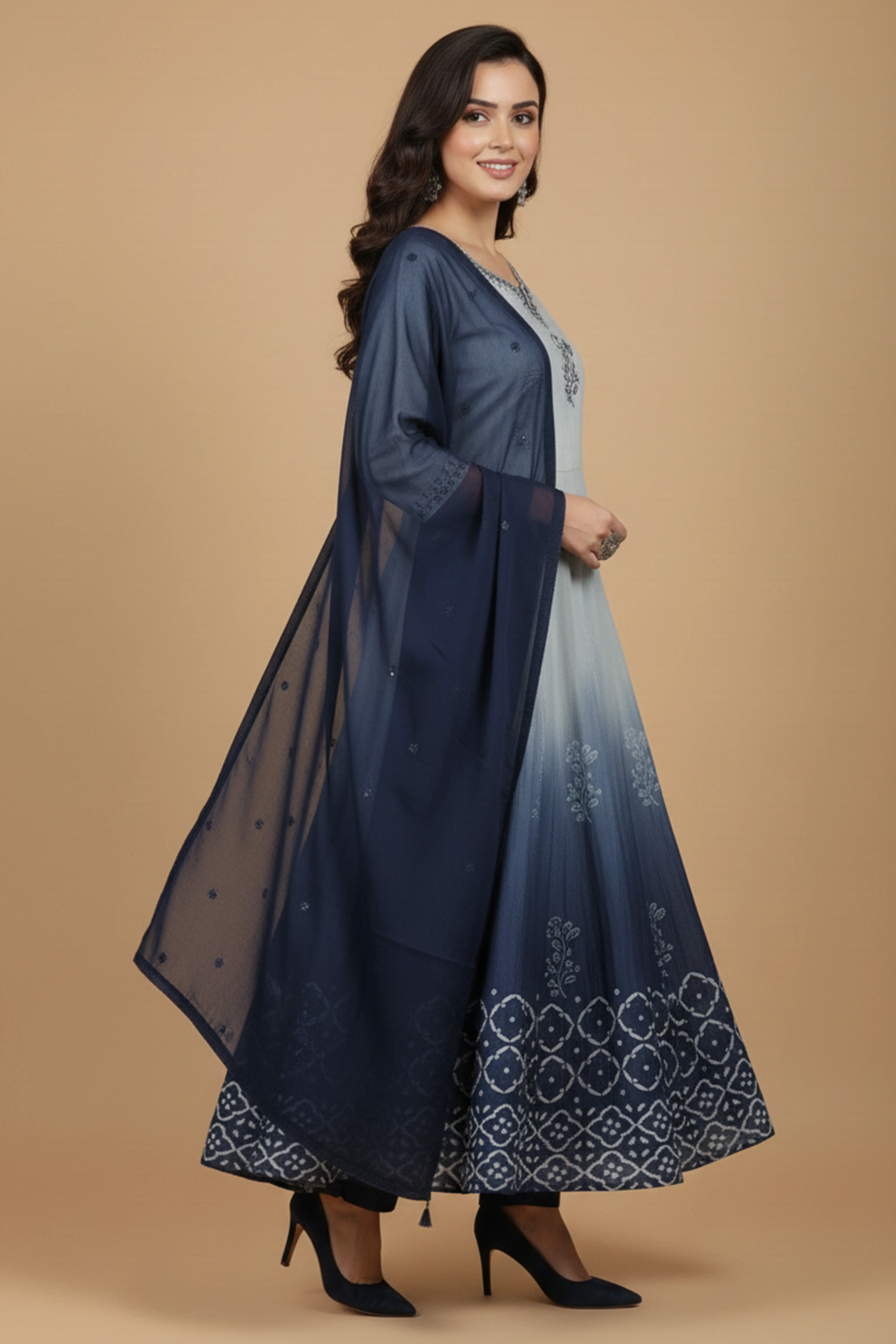 Grey & Blue Handwork Muslin Salwar Suit - Image 6