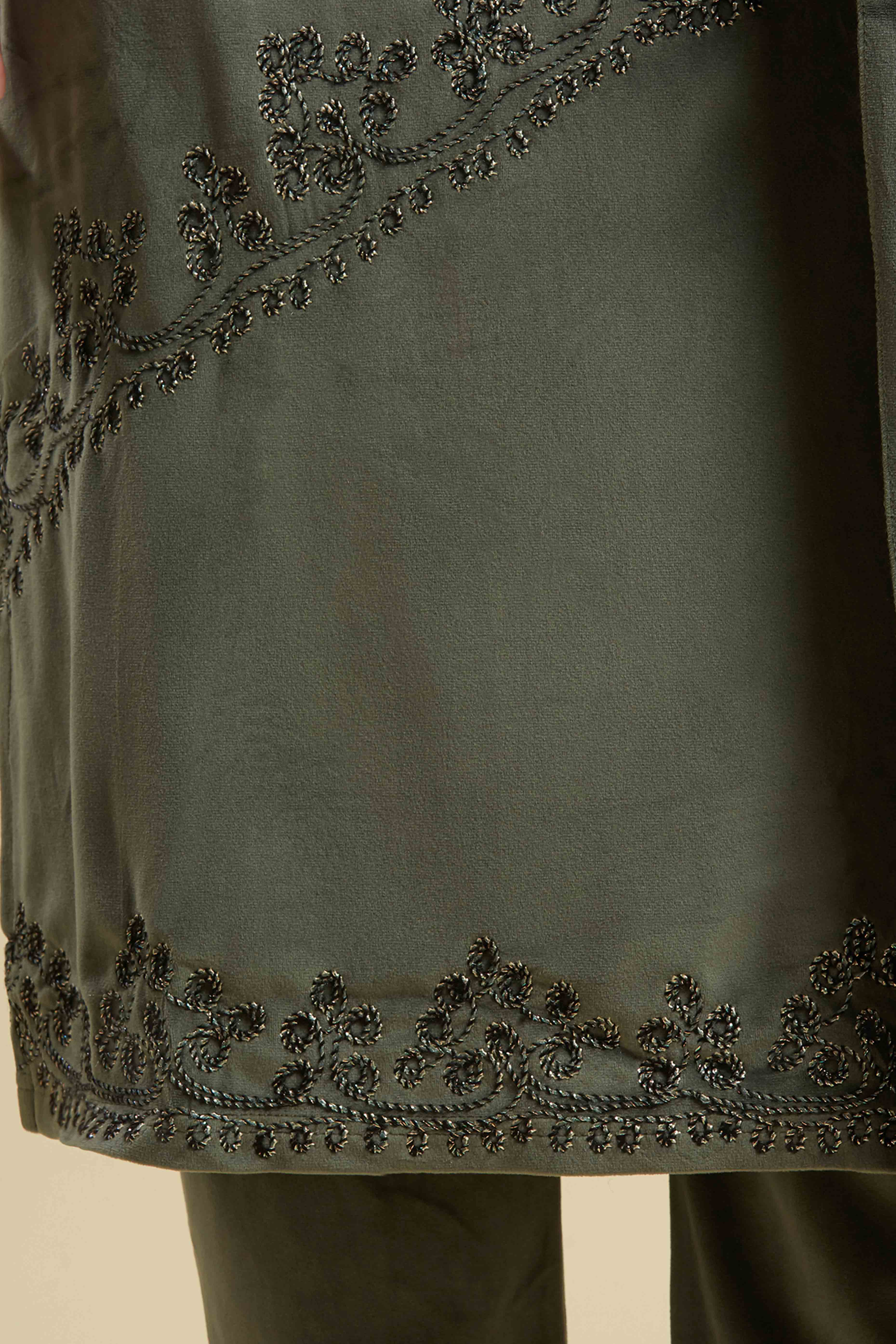 Grey Embroidered Velvet Straight Salwar Suit - Image 7