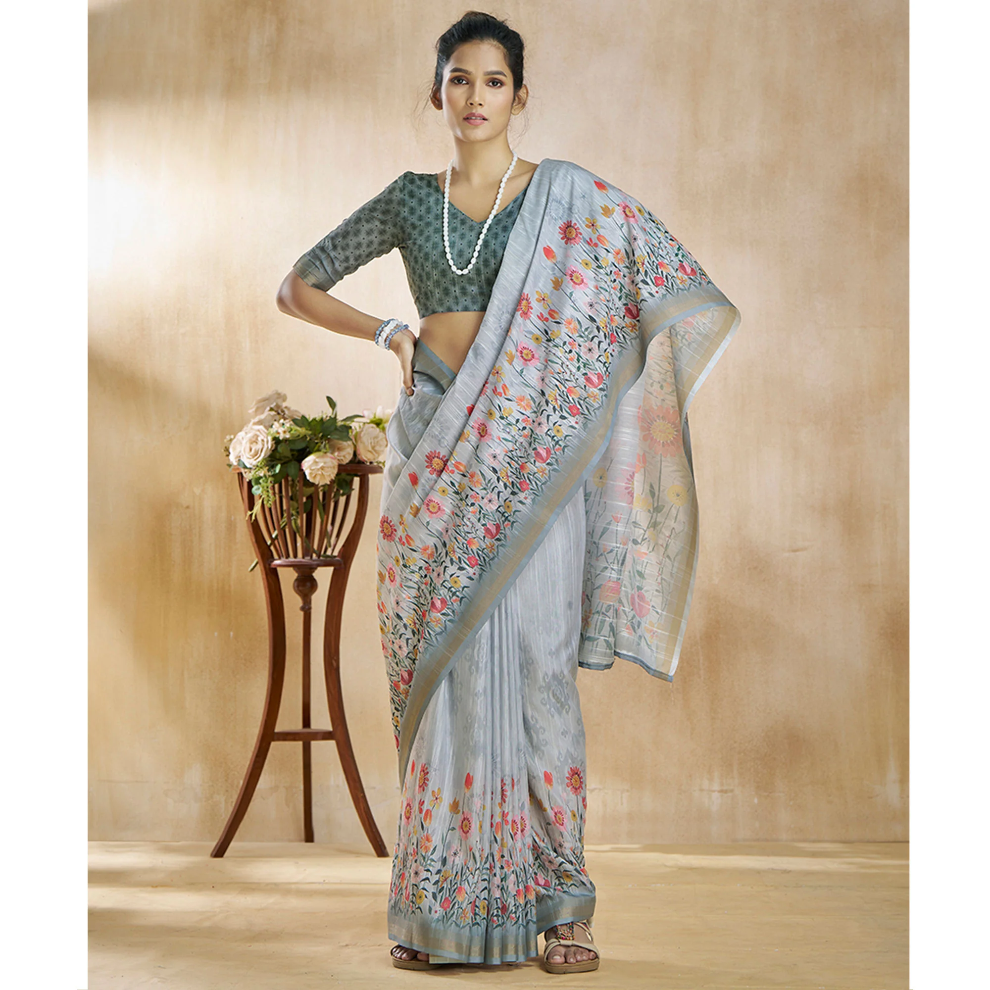 Grey Floral Digital Printed Pure Silk Saree - Image 5