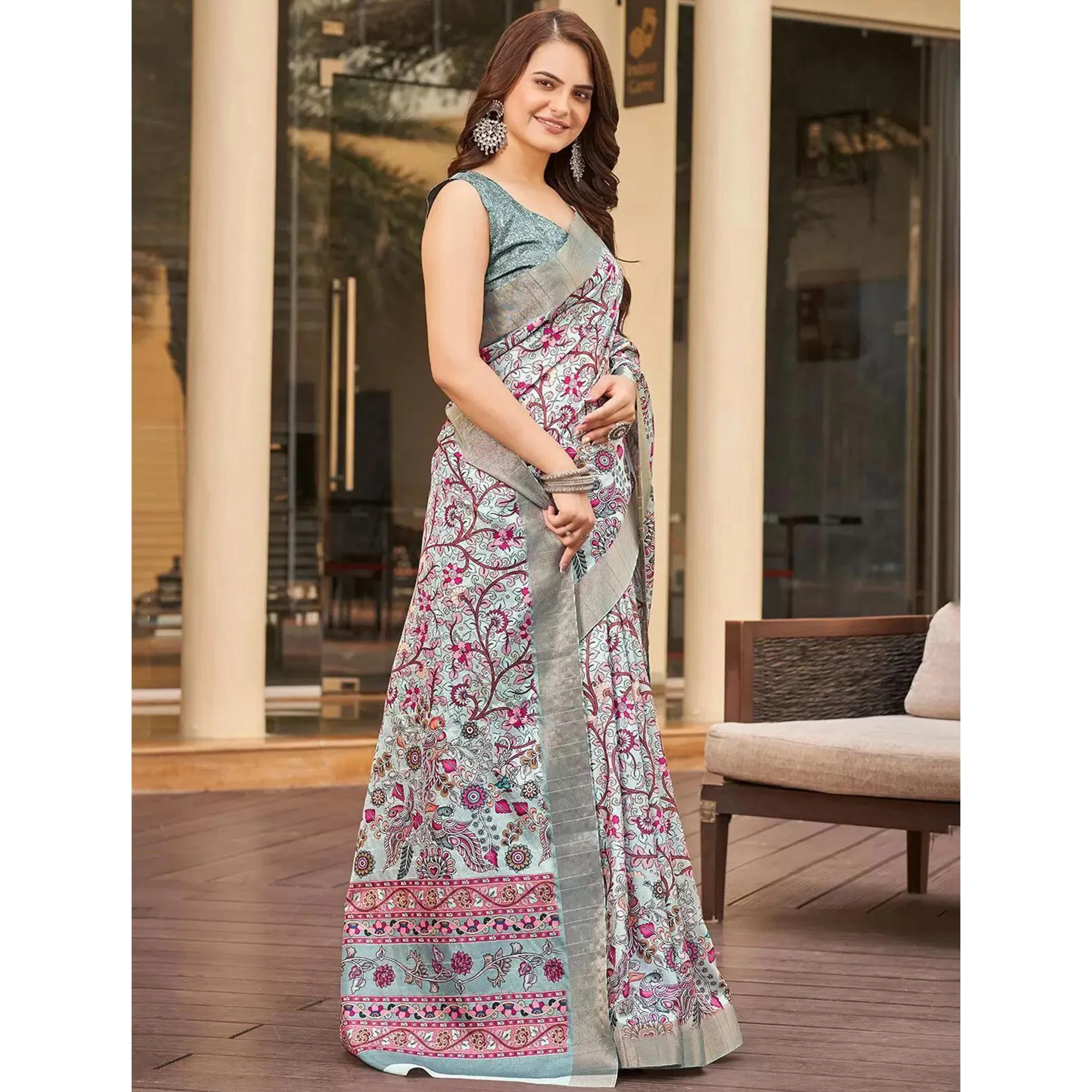Grey Floral Digital Printed Tussar Silk Saree - Image 4