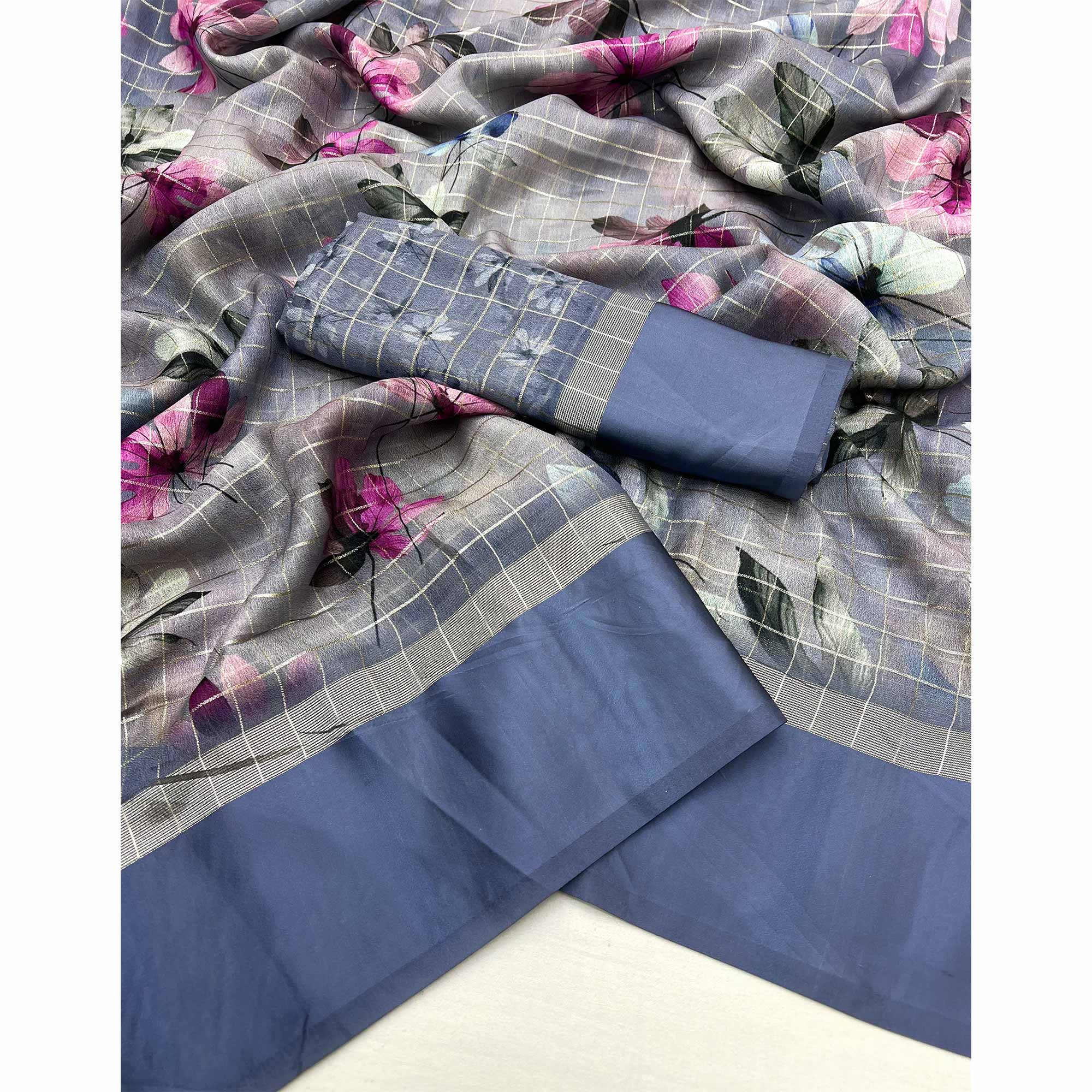 Grey Floral Digital Printed With Zari Woven Georgette Saree - Image 3