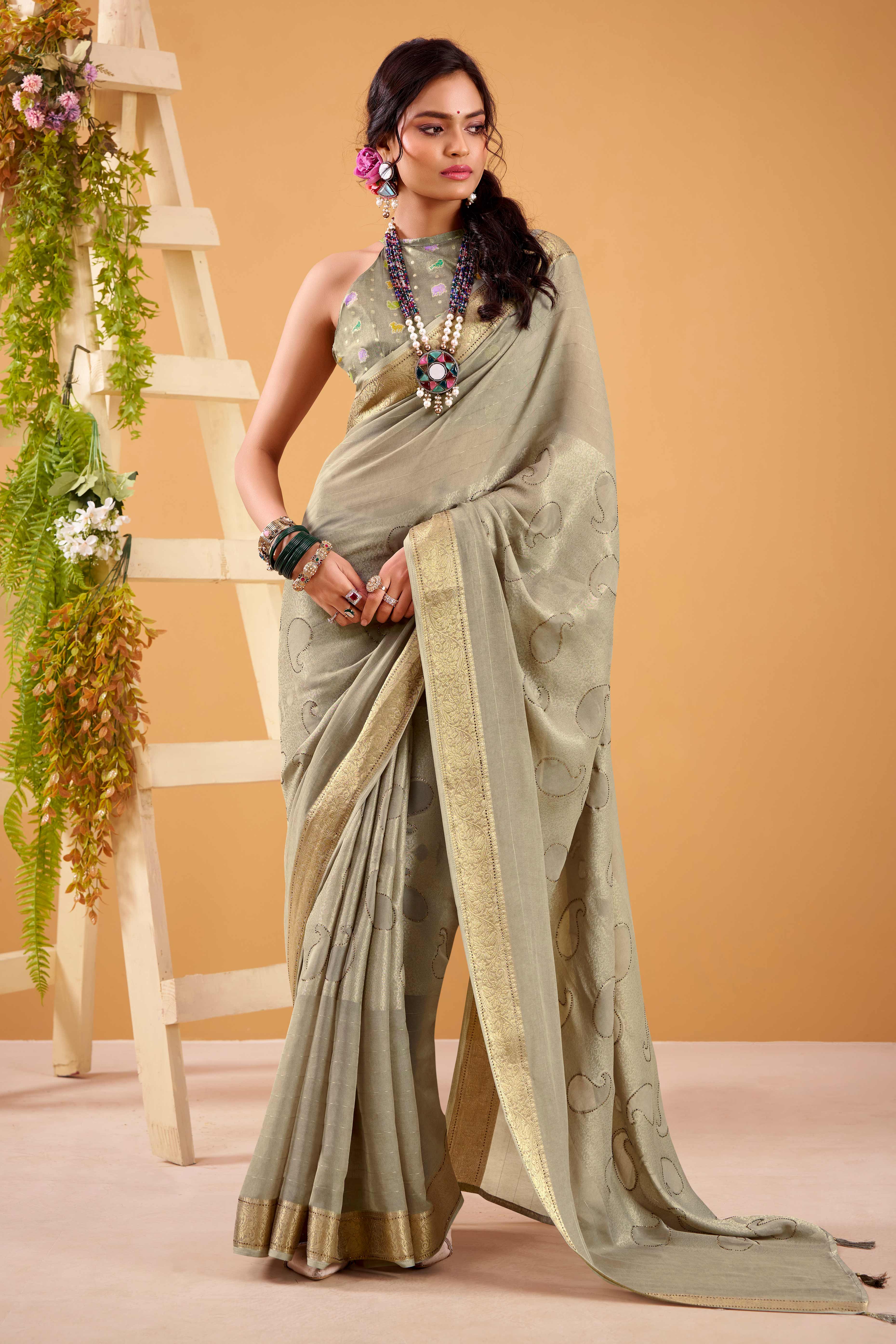 Grey Jacquard Saree Featuring Swarovski Embellishments With Rich Paisley & Floral Weave - Image 3