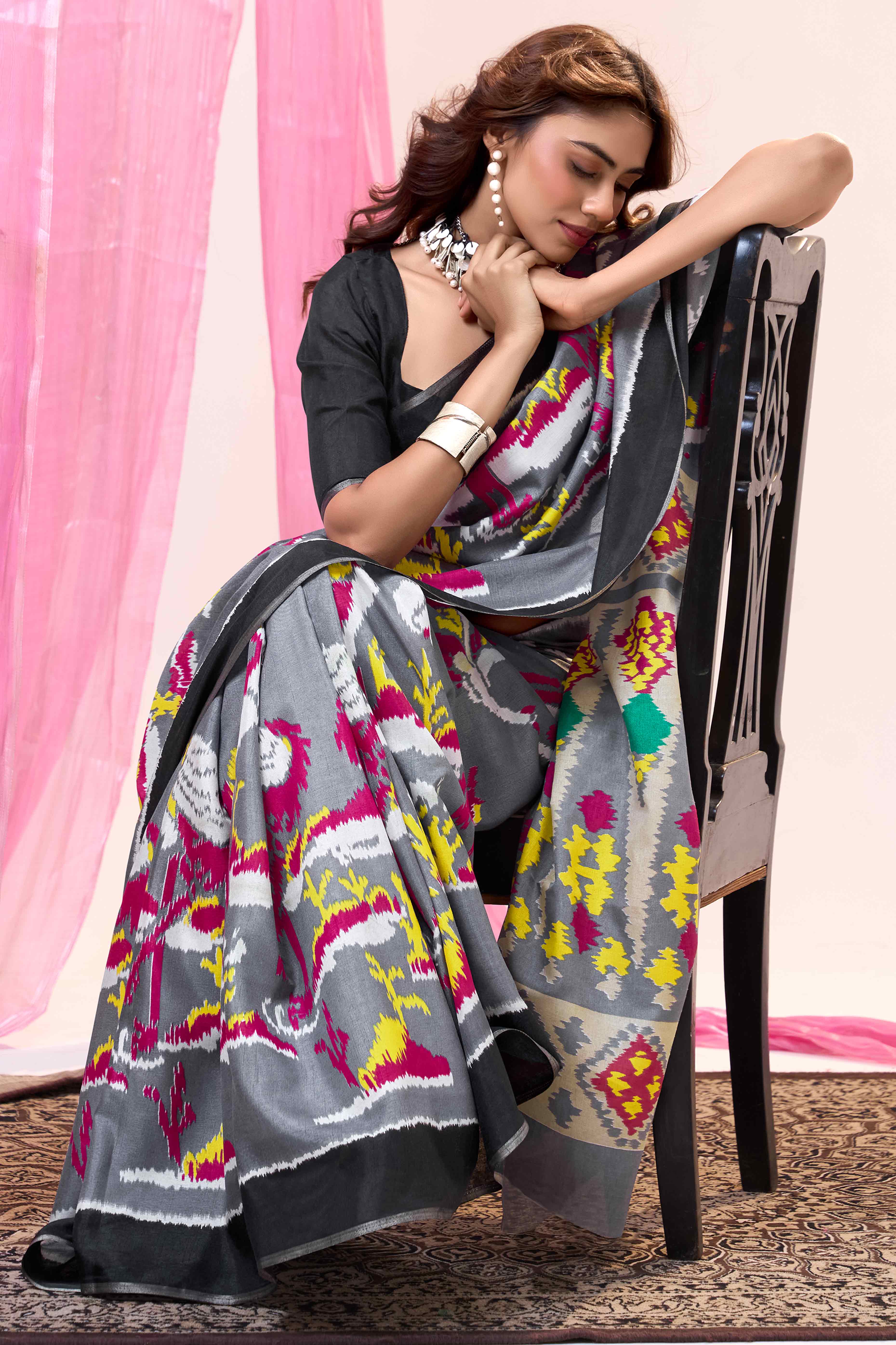 Grey Mill Printed Tussar Silk Saree - Image 3