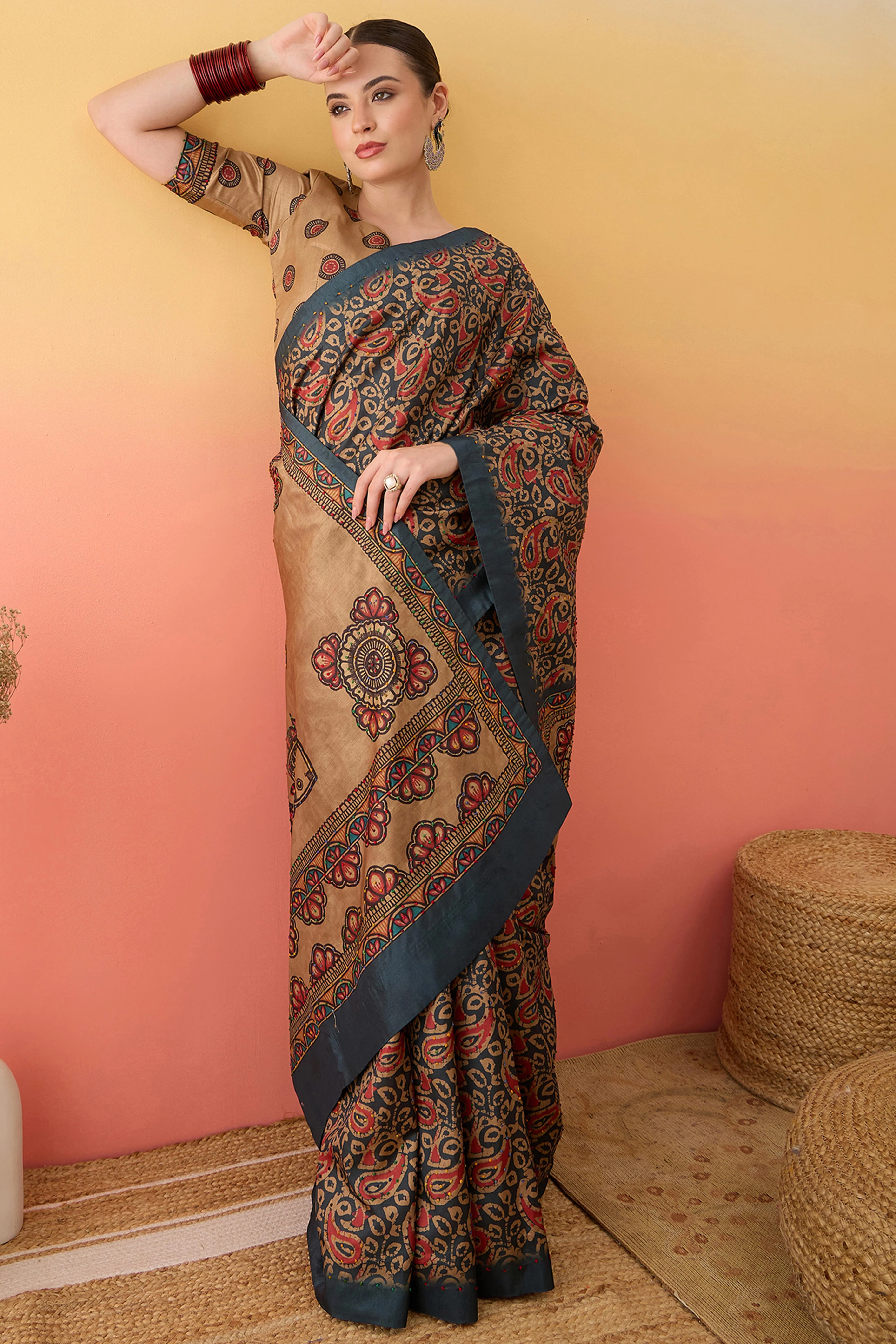 Grey Printed Kalamkari Cotton Silk Saree Exquisite Knot Work Detailing Ethnic Charm - Image 3