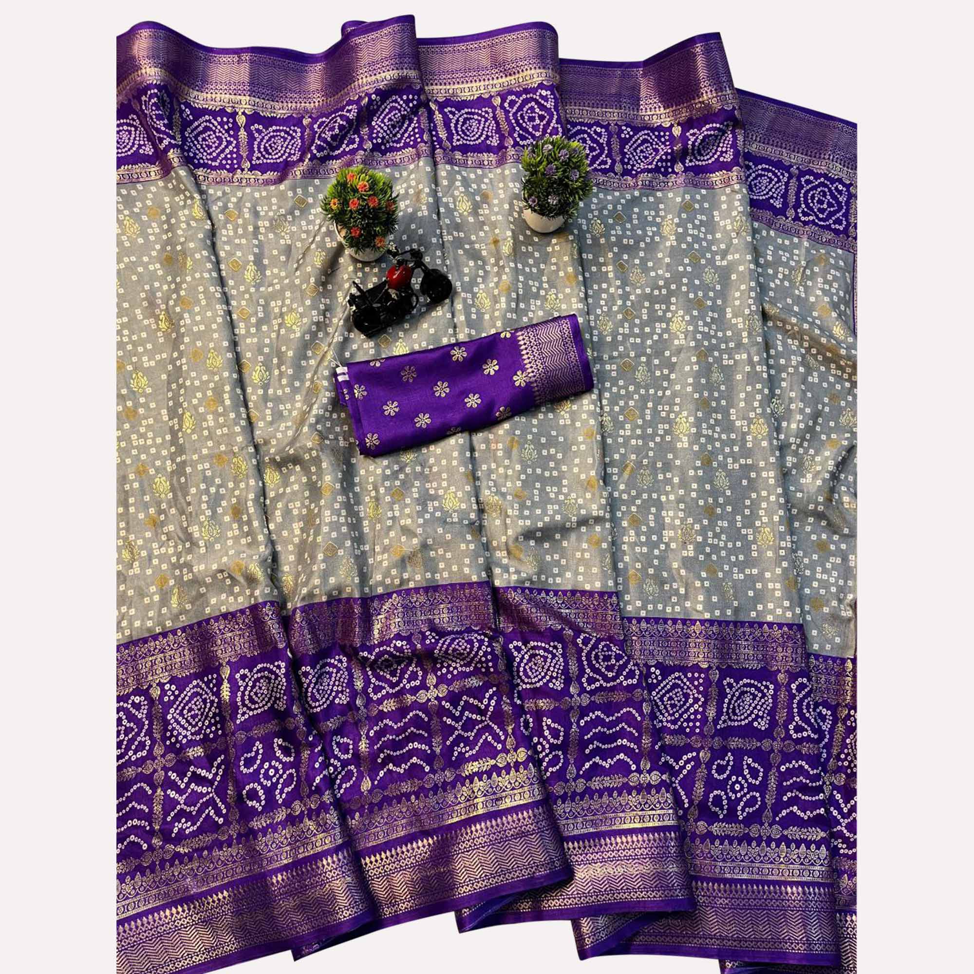 Grey & Purple Dola Silk Saree Featuring Traditional Bandhani Print & Woven Border - Image 4