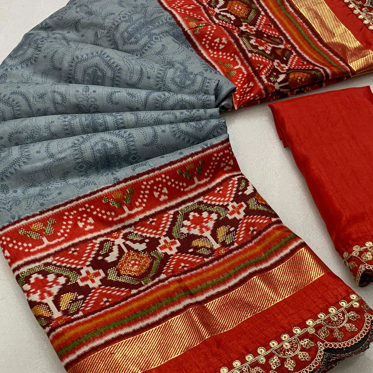 Grey & Red Ikkat Foil Printed Silk Saree With Sequins Embroidery Border - Image 2