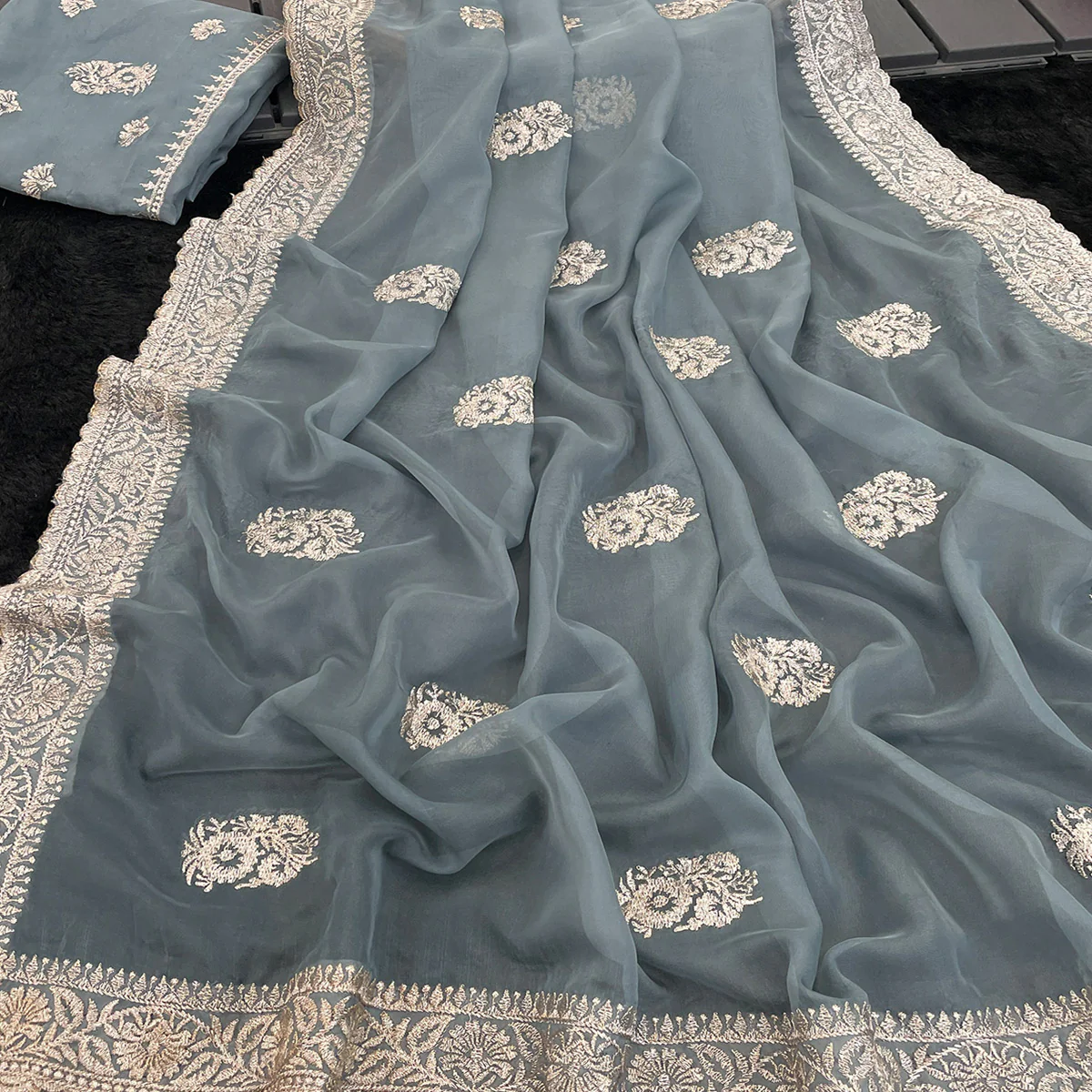 Grey Saree in Organza with Intricate Floral Embroidery - Image 2