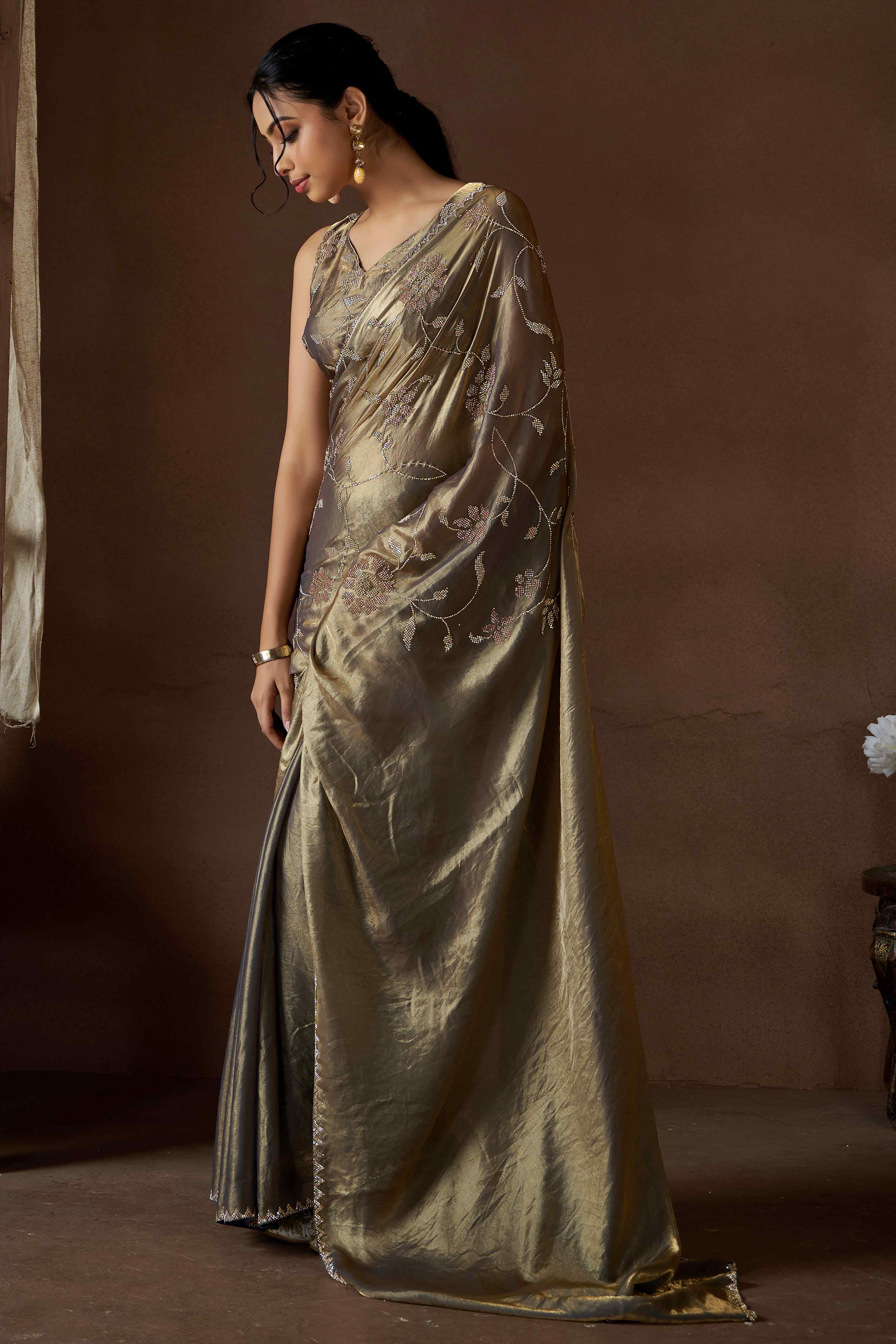 Grey Satin Saree with Exquisite Stone Embellishments - Image 5