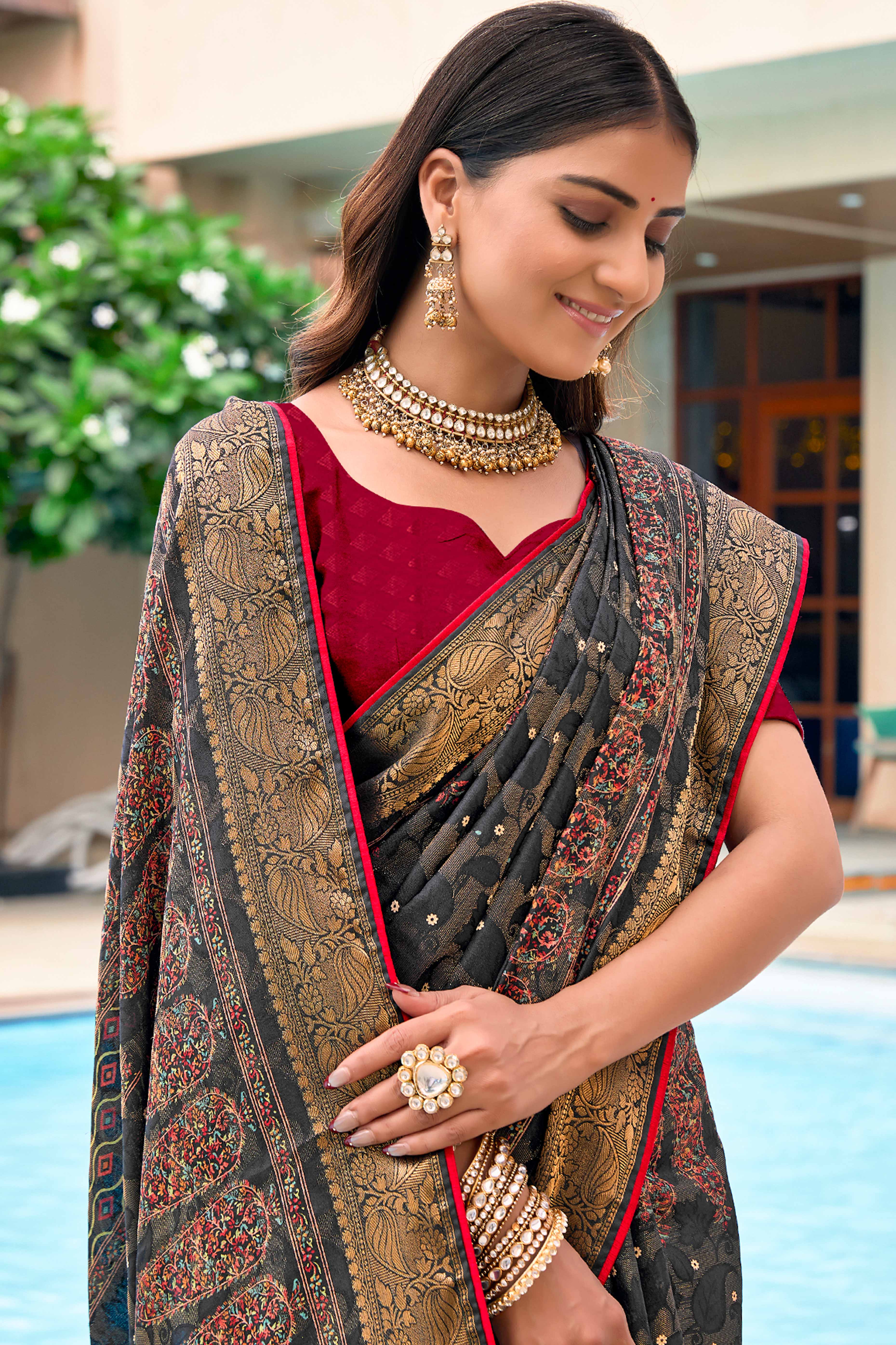 Grey Woven Moss Jacquard Crepe Saree with Printed Patterns - Image 3