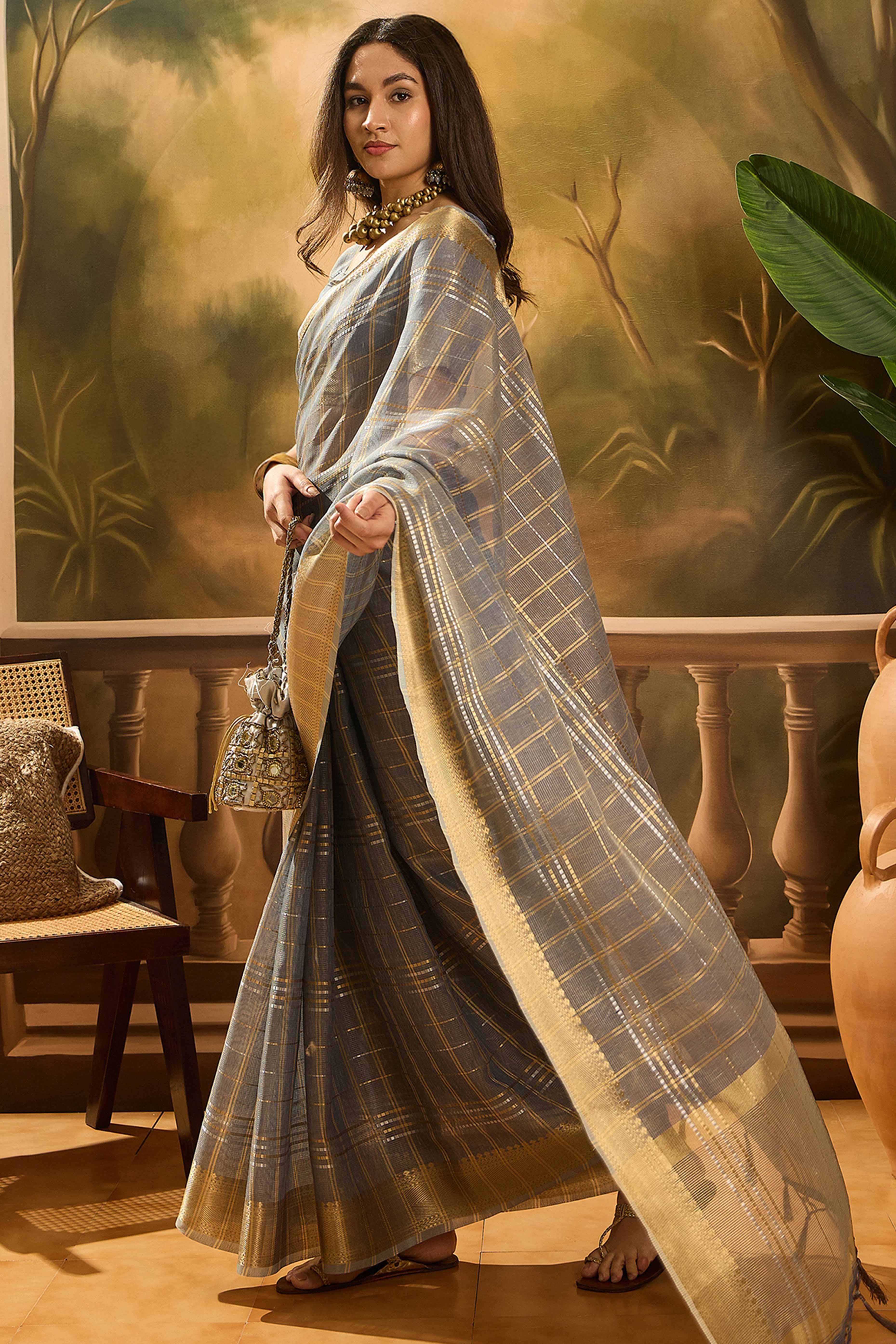 Grey Zari Woven Khadi Organza Saree Featuring Classic Checks & Tassel Detailing - Image 4