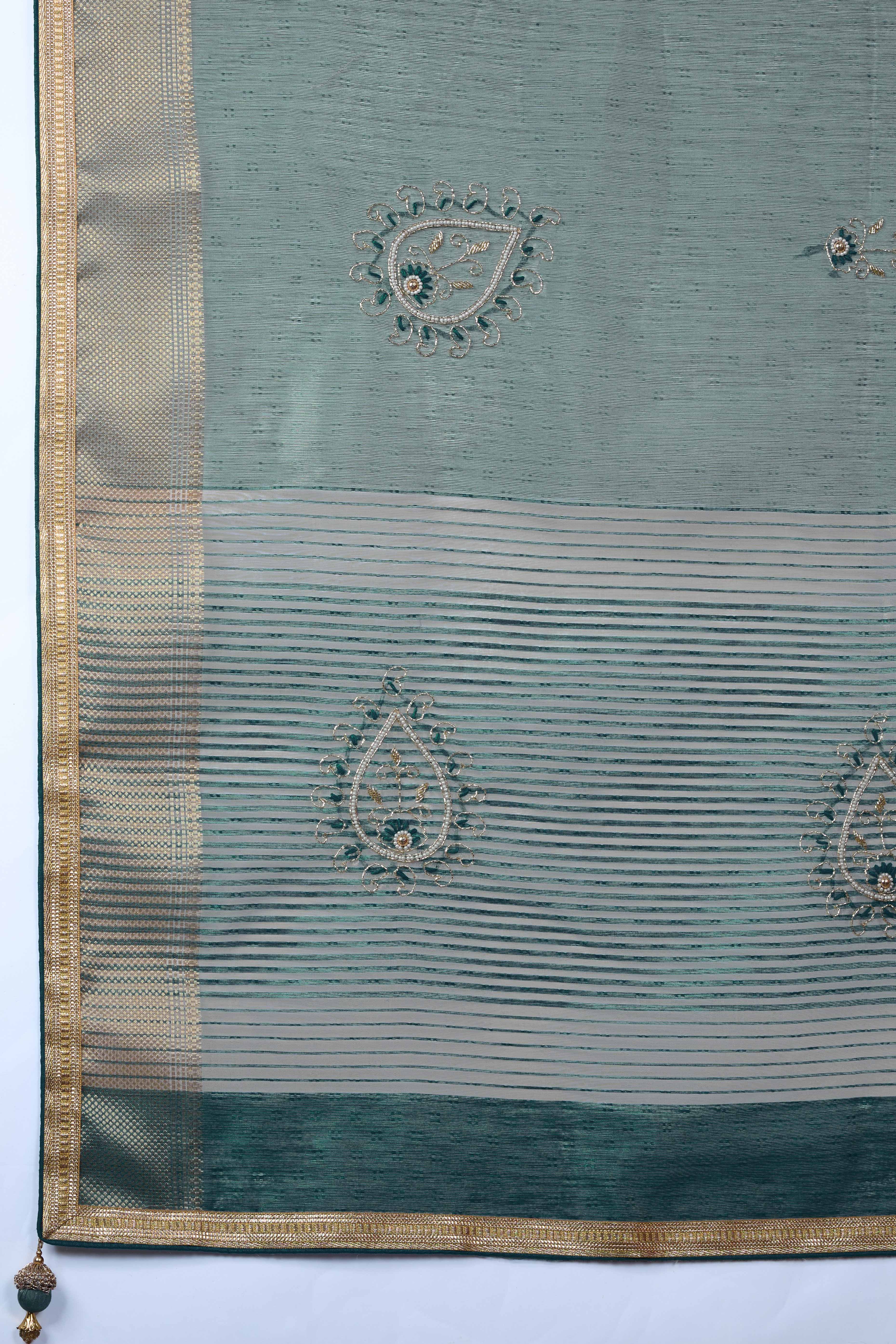 Greyish Green Woven Linen Tissue Saree Featuring Beads Embellishment - Image 6