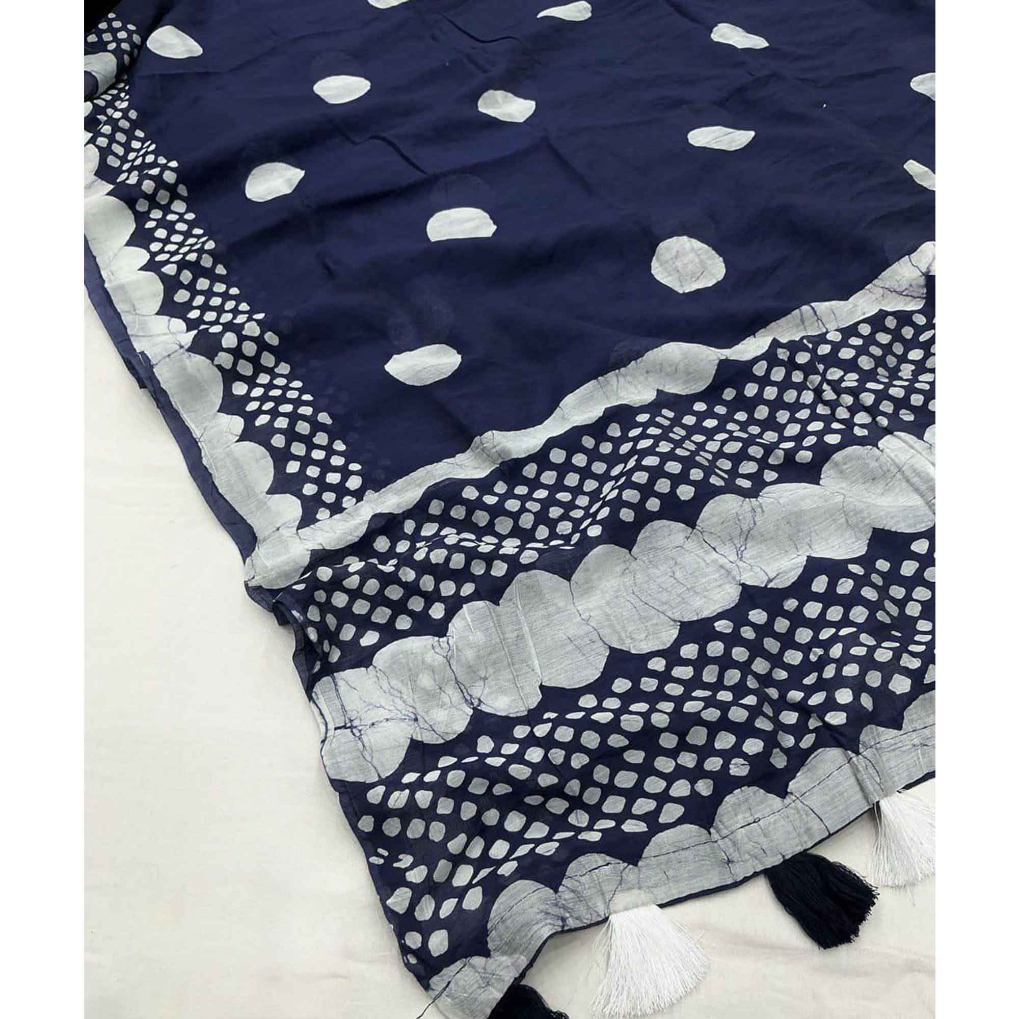 Indigo Blue Linen Saree With Vibrant Polka Digital Print & Trendy Tassel Pallu - Image 5