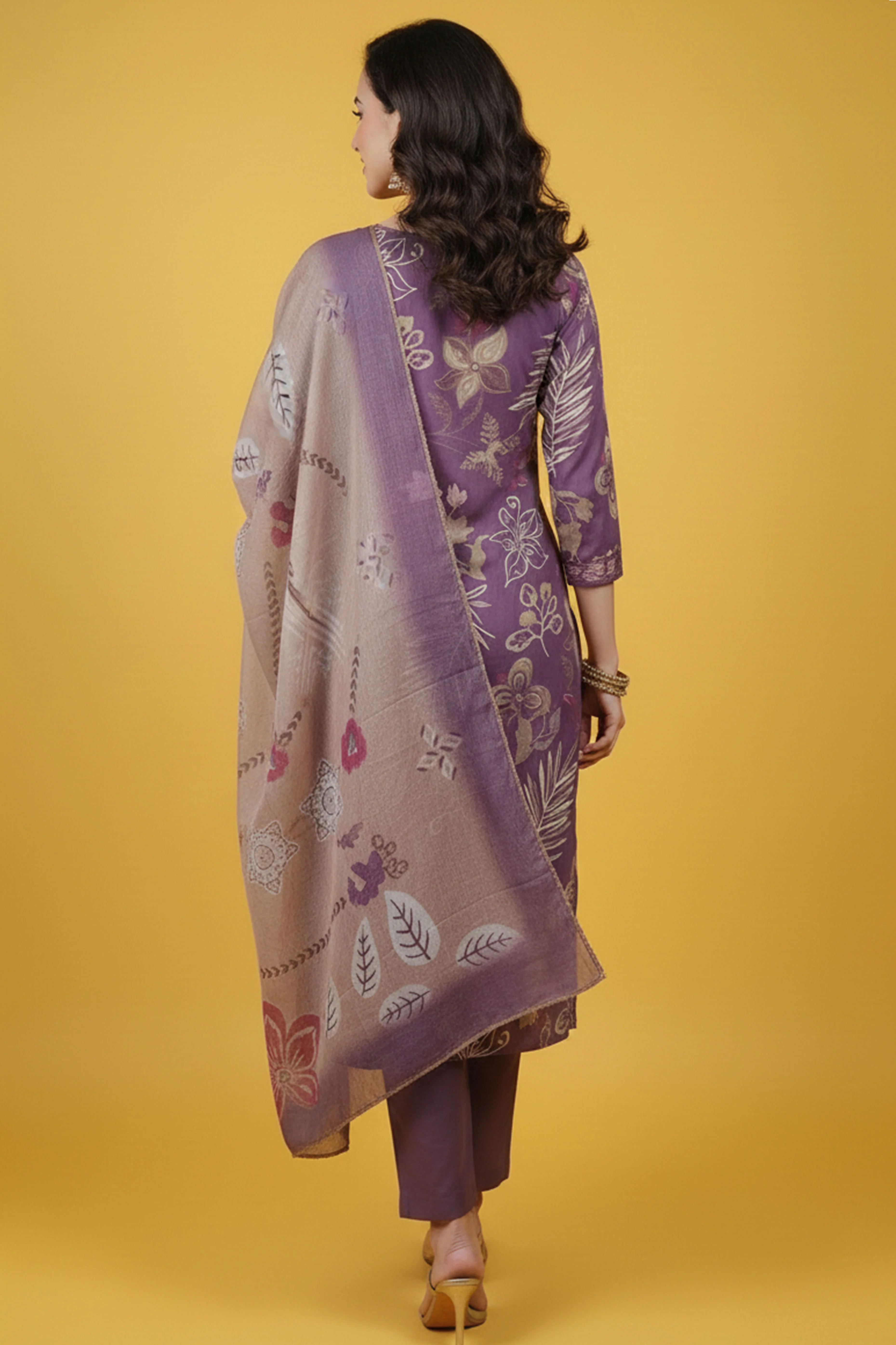 Lavender Classic Viscose Blend Straight Cut Salwar Suit Showcasing Elegant Floral Prints for Women - Image 3