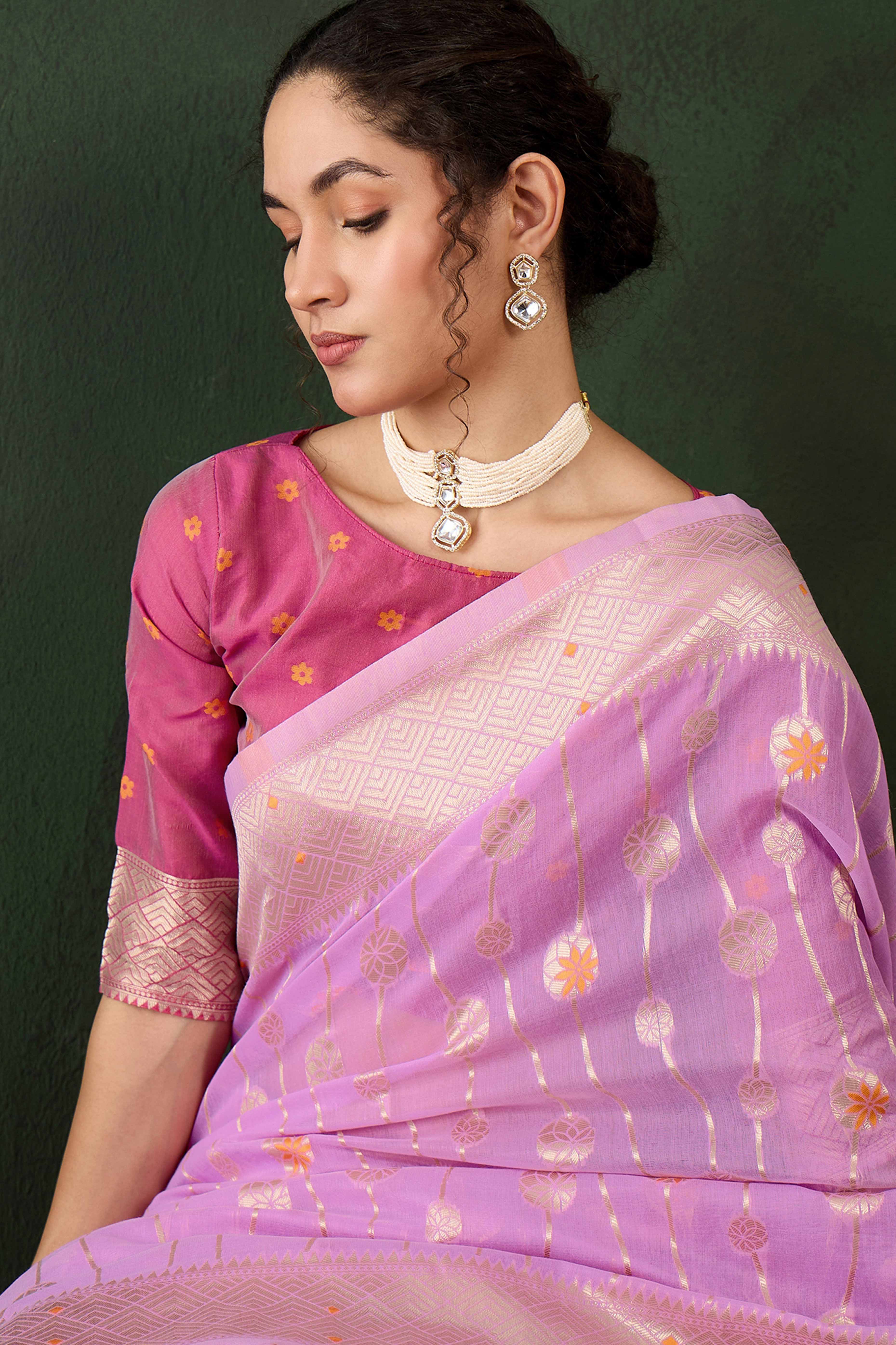 Lavender Cotton Blend Saree Adorned With Intricate Floral Zari Weaving & A Stylish Tassel Pallu - Image 6