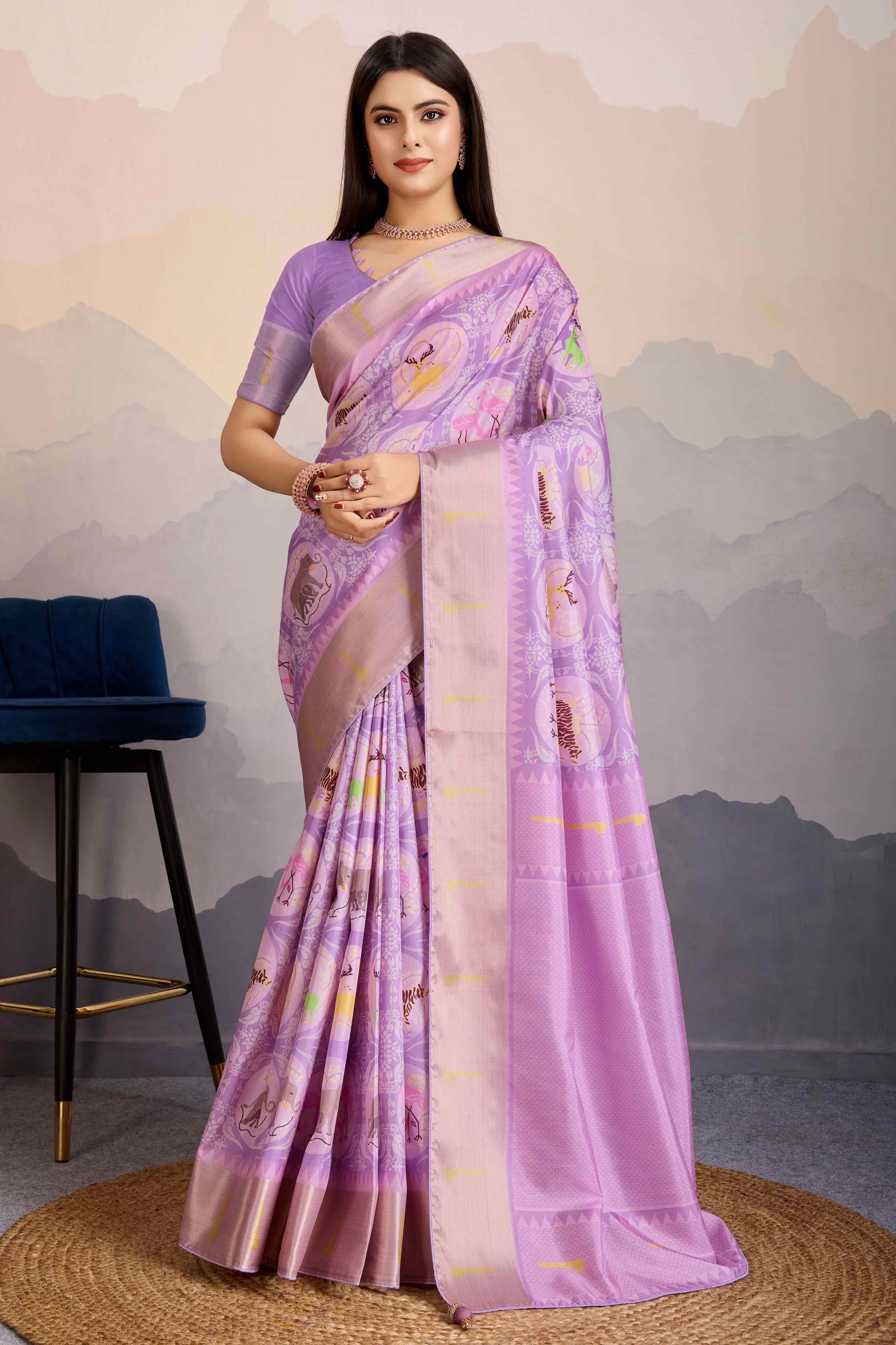 Lavender Digital Printed Dola Silk Saree With Exquisite Weaving Zari Border & Opulent Pallu - Image 3
