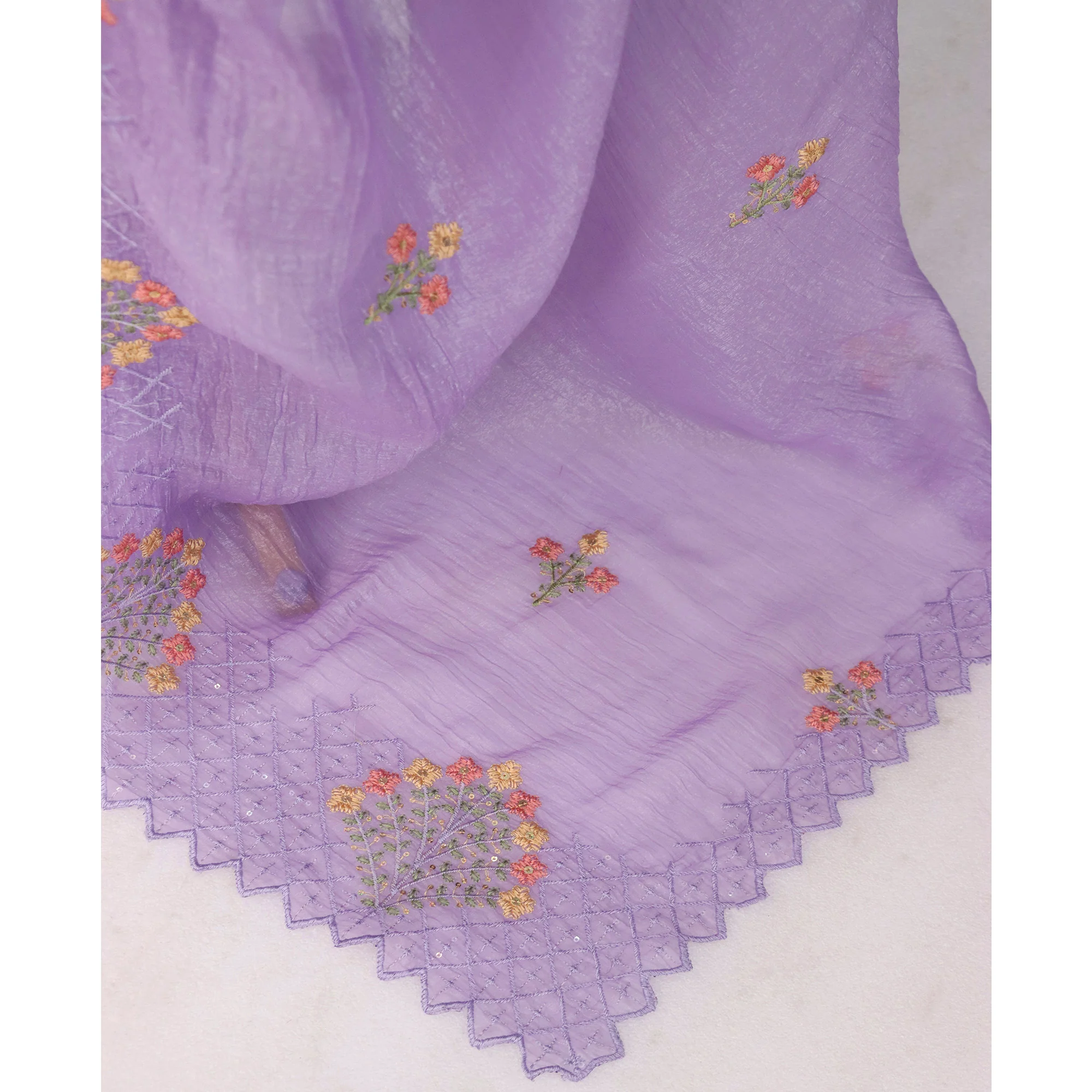 Lavender Floral Sequins Embroidered Art Silk Crush Saree - Image 5