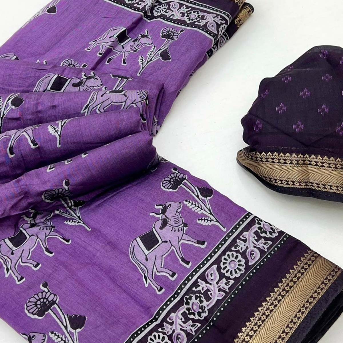Lavender Rustic Handblock Folk Printed Mulmul Cotton Saree - Image 2