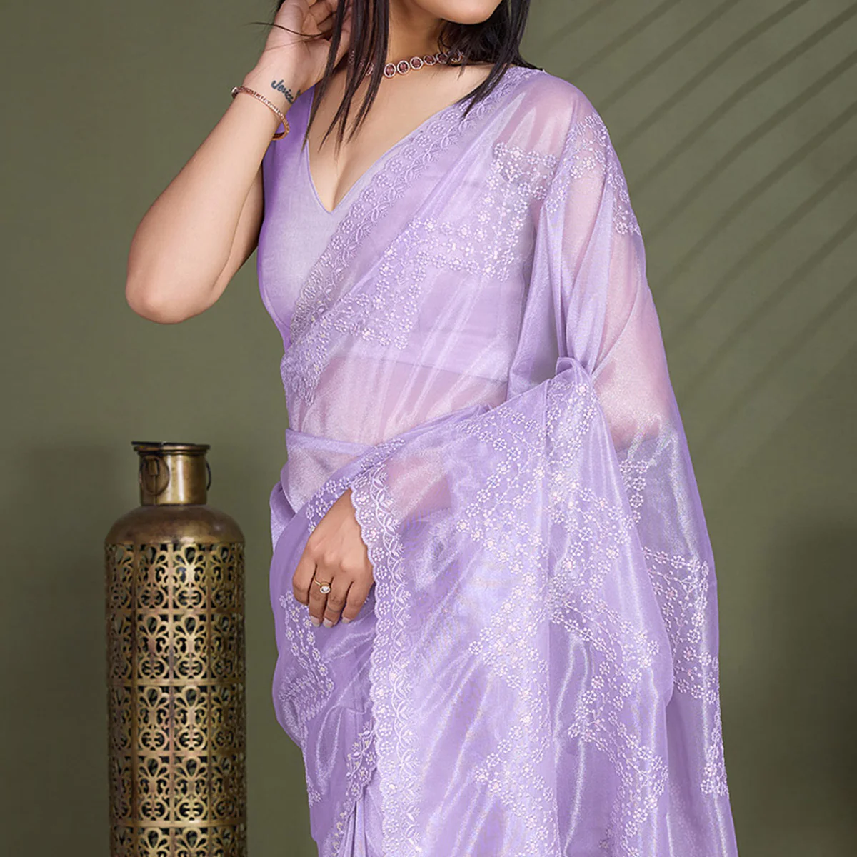 Lavender Sequins Embroidered Shimmer Net Saree - Image 3