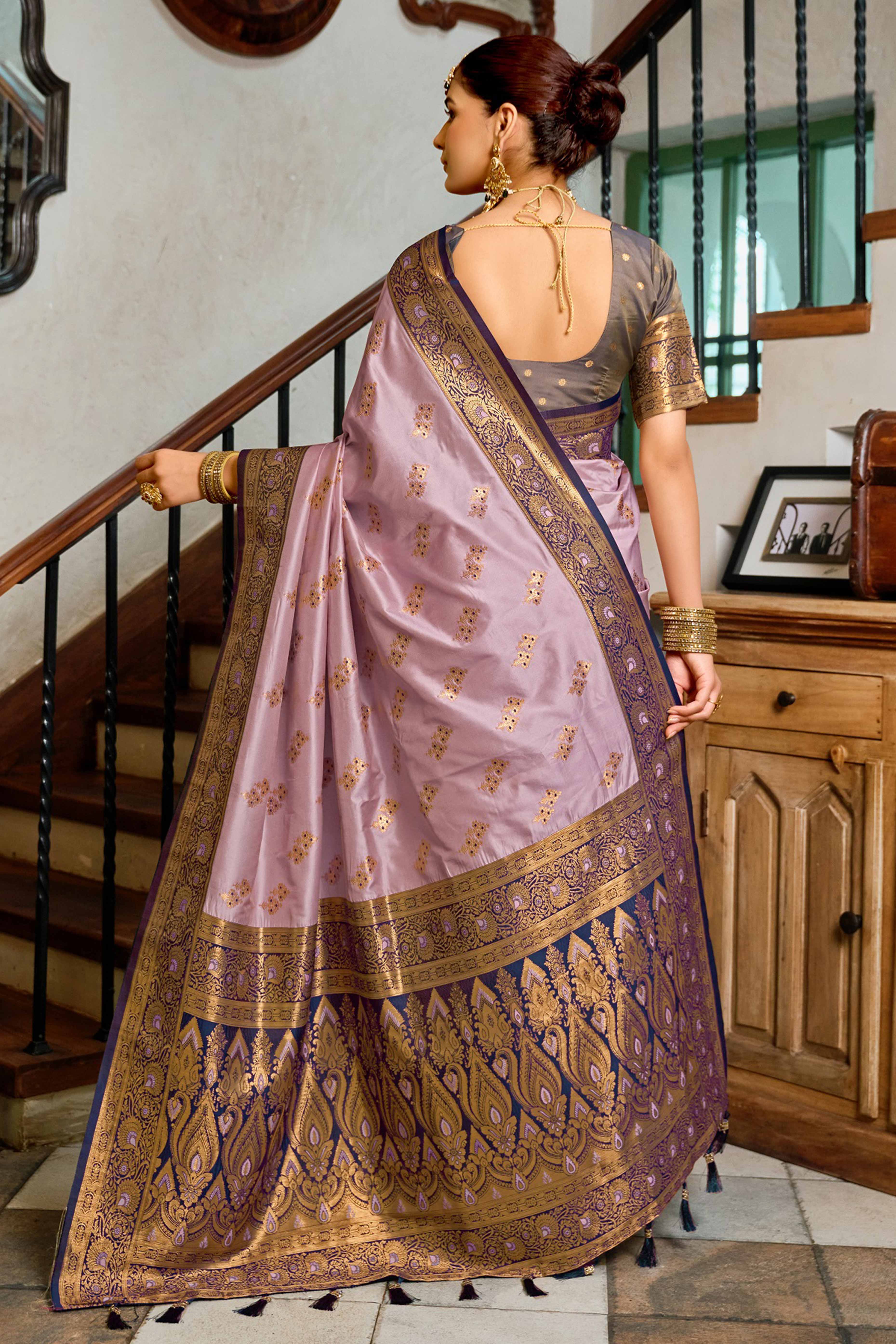 Lavender Silk Blend Saree Featuring Intricate Floral Zari Work - Image 5