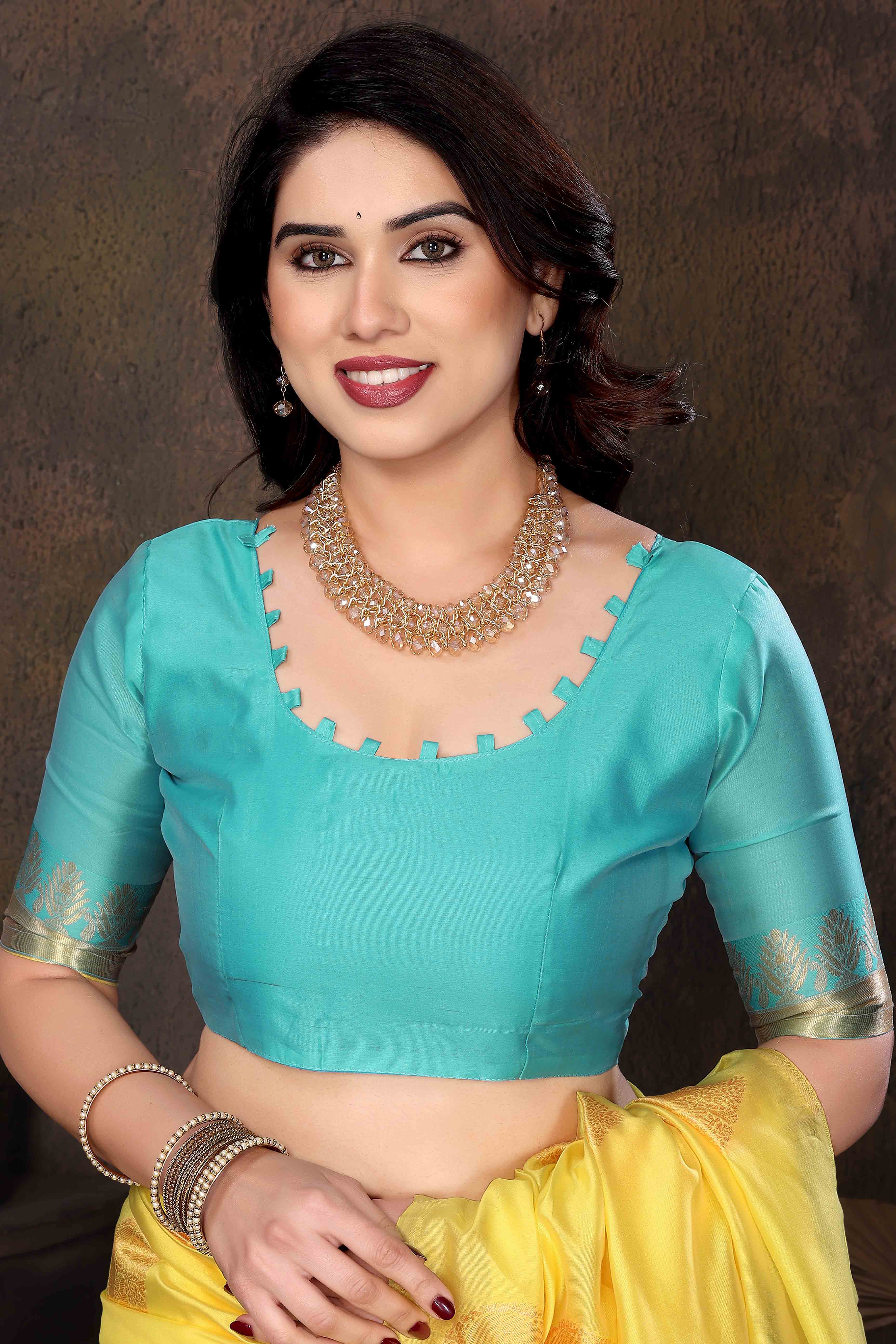 Lemon Yellow Banarasi Silk Saree With Intricate Zari Weaving - Image 7