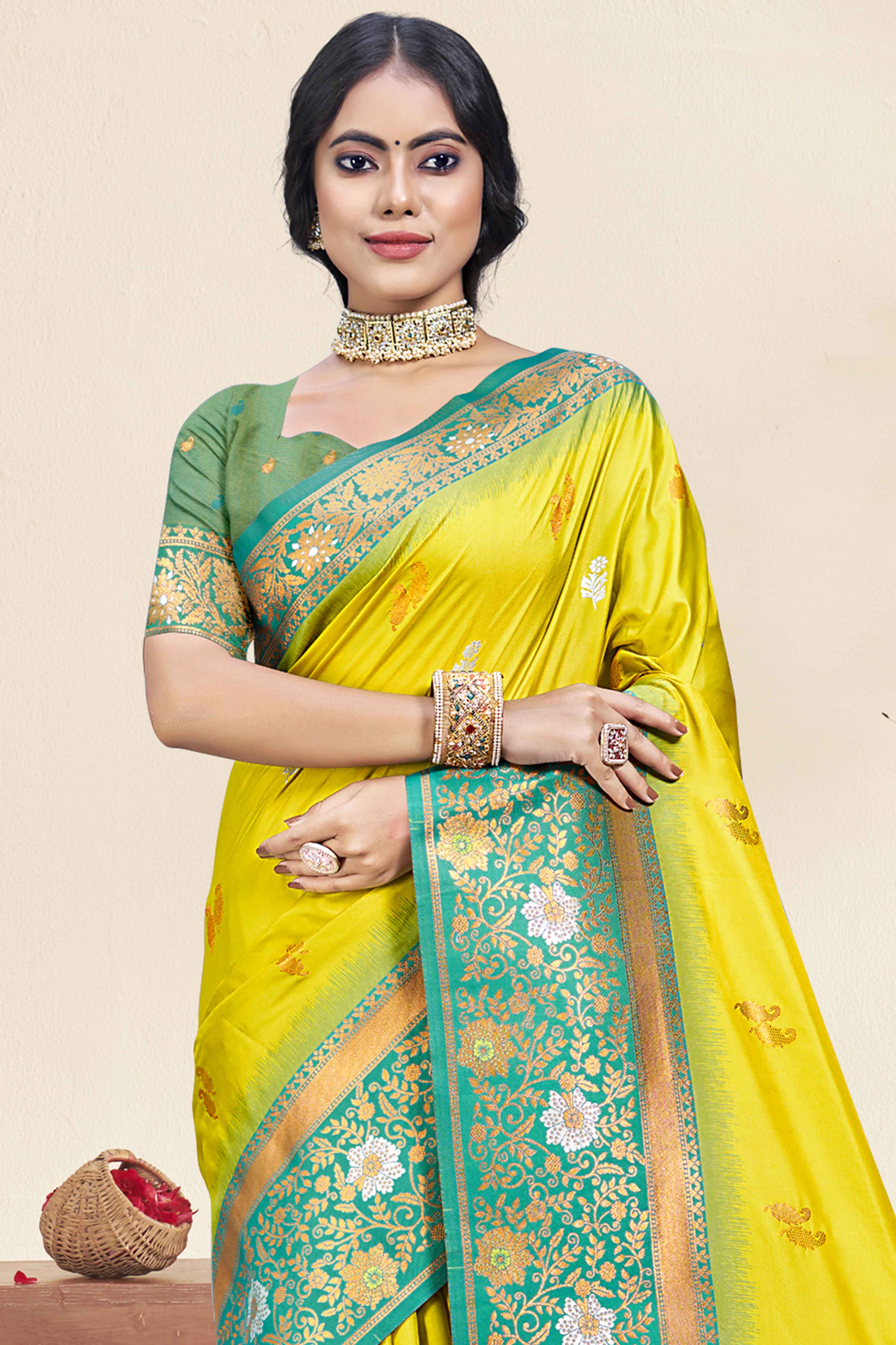 Lemon Yellow Floral Woven Banarasi Silk Saree - Image 3