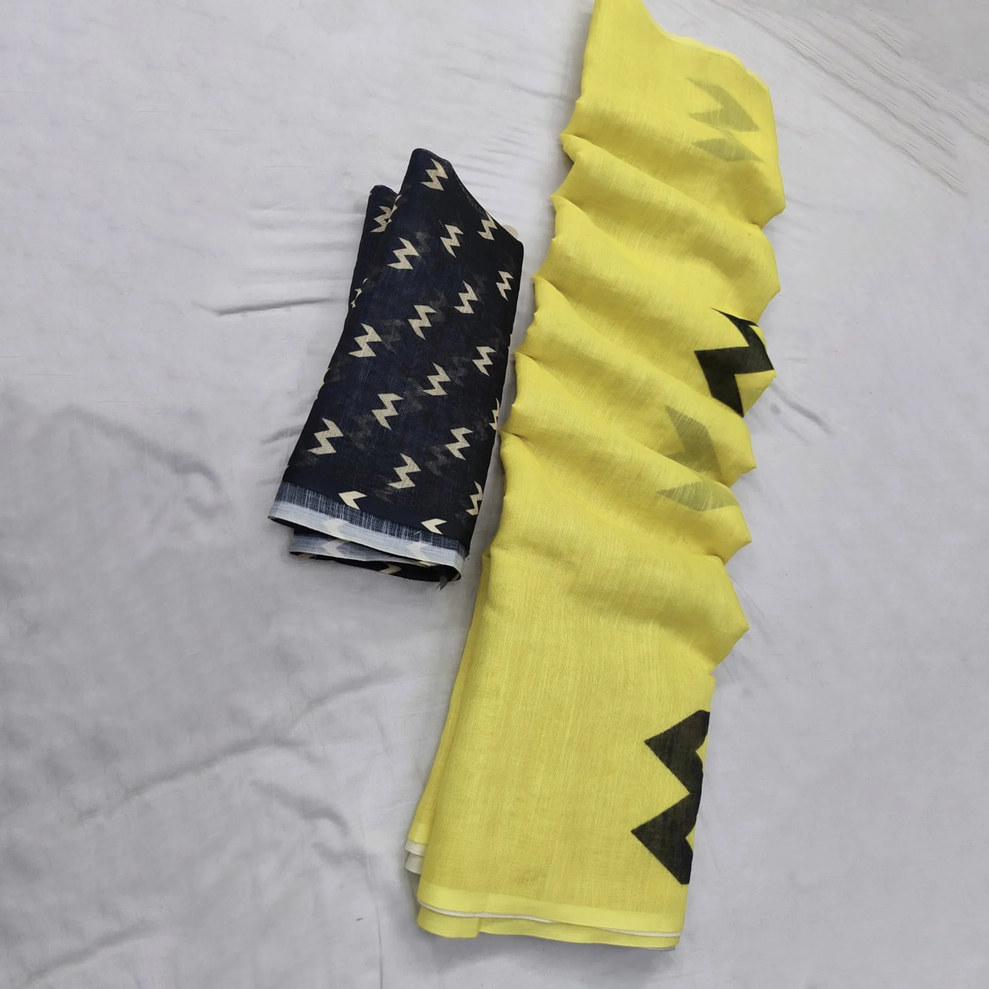 Lemon Yellow Linen Cotton Saree Adorned with Vibrant Geometric Prints and Breezy Texture - Image 4