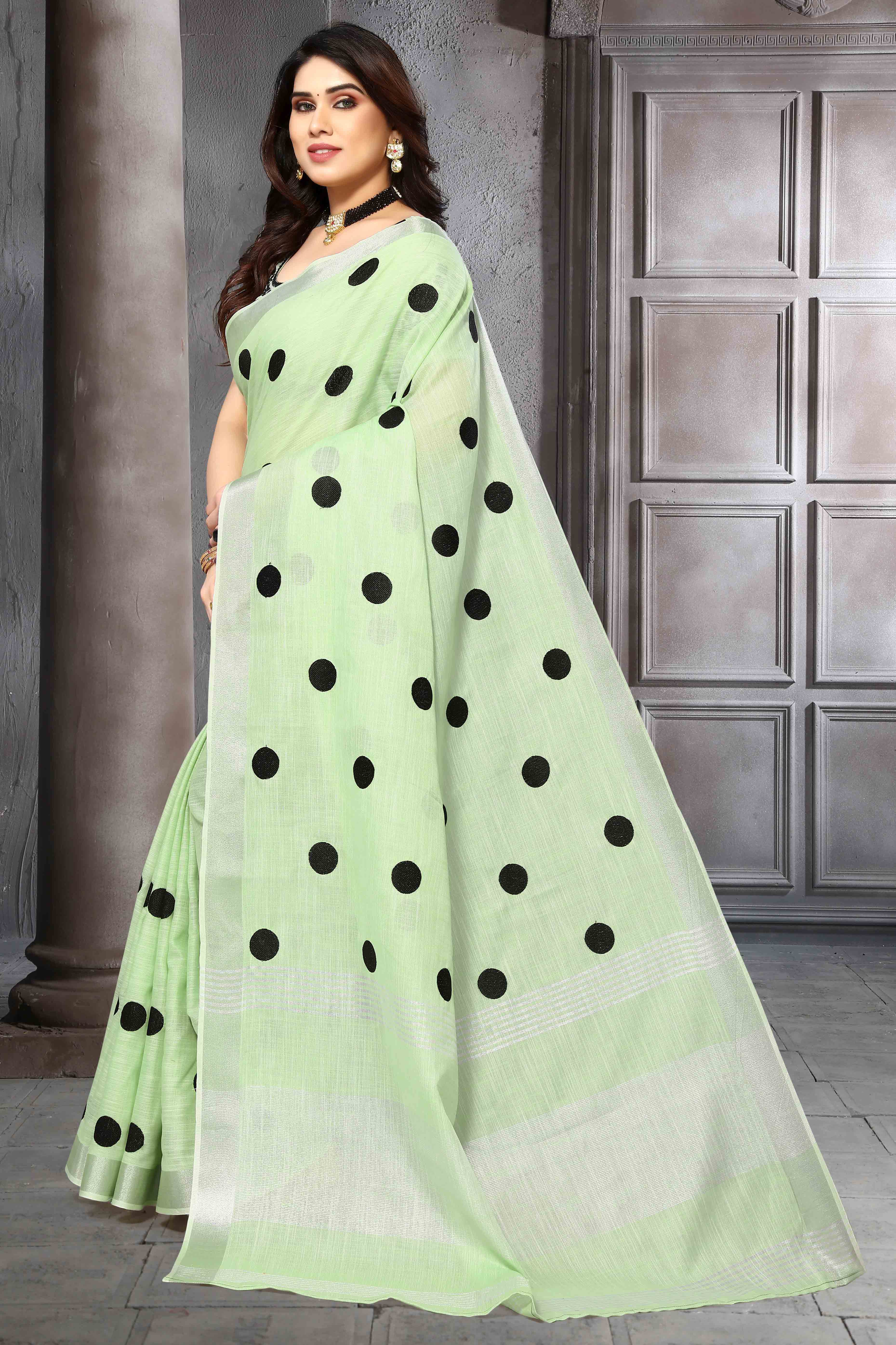 Light Green Embroidered Linen Cotton Saree With Zari Border - Image 3