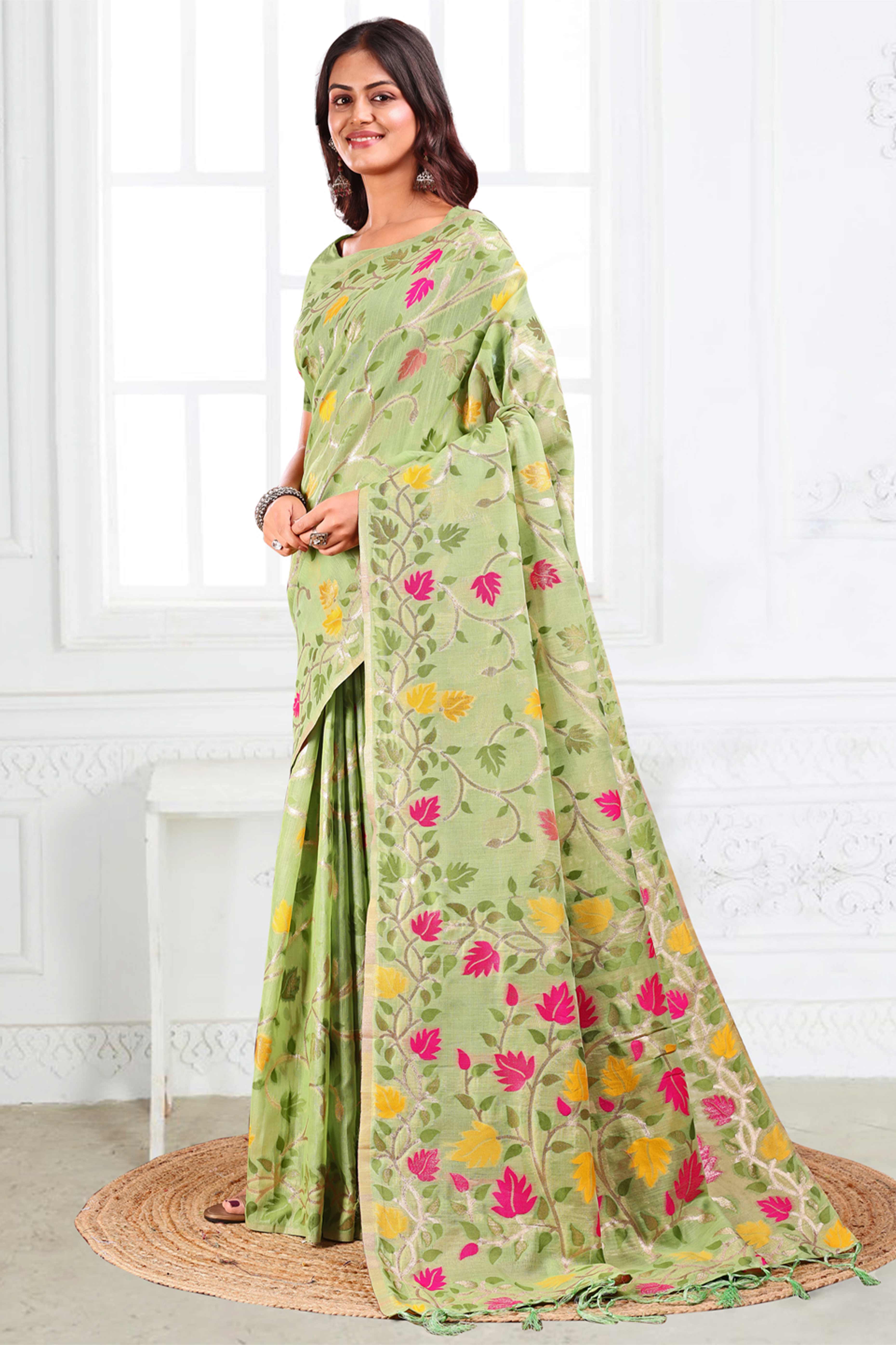 Light Green Linen Cotton Silk  Saree Enhanced With Floral Zari Weaving & Tasselled Pallu Finish - Image 4