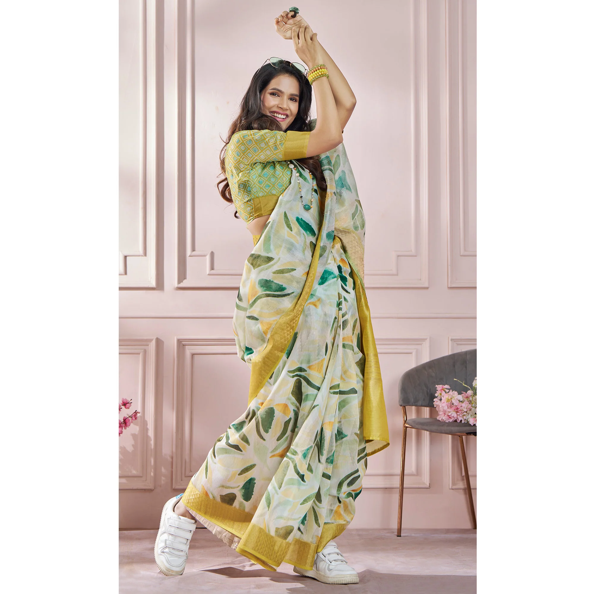 Light Green Printed Woven Soft Banarasi Silk Saree - Image 4