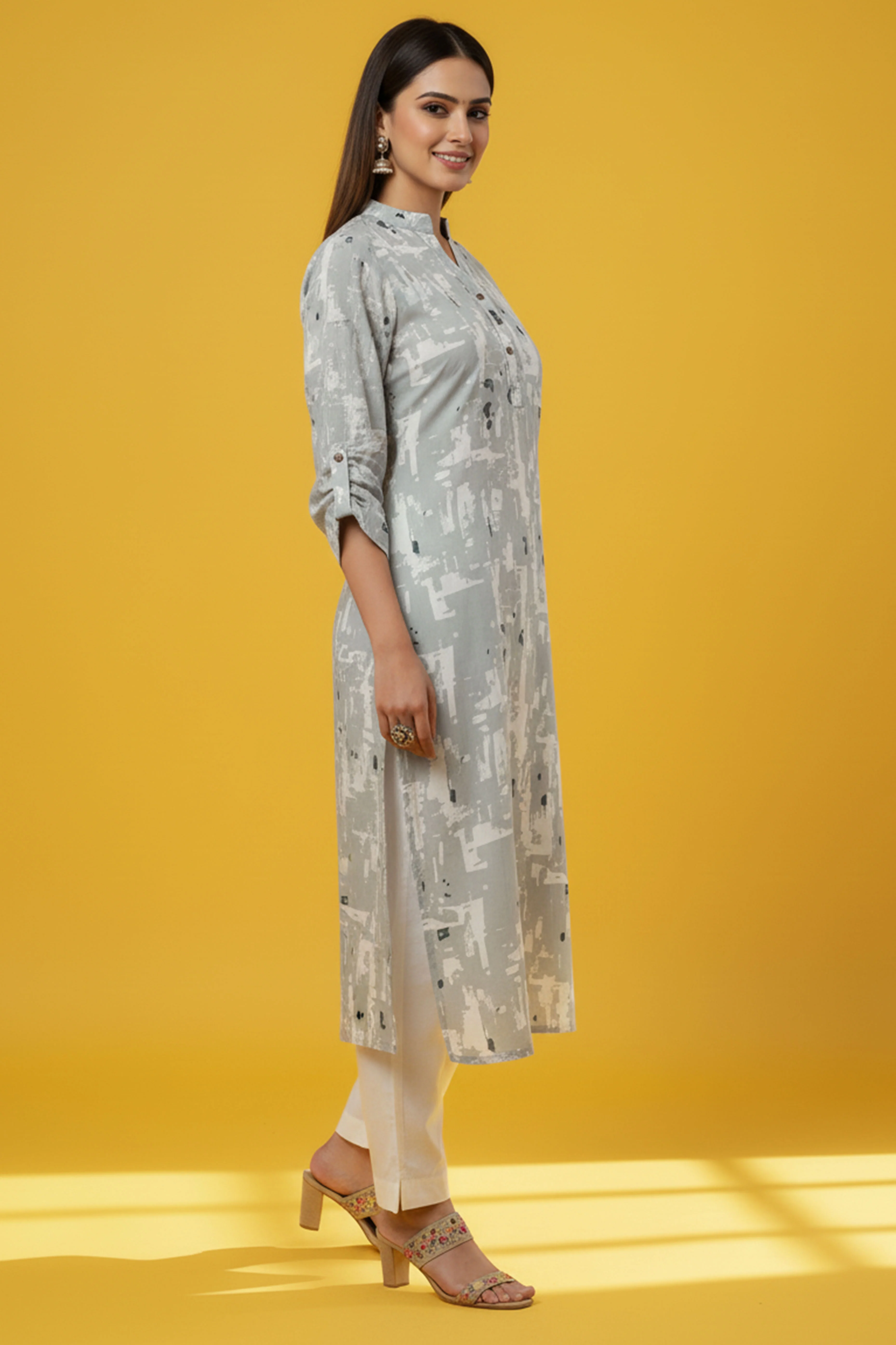 Light Grey Abstract Printed Cotton Linen Straight Kurti for Everyday & Office Wear - Image 4