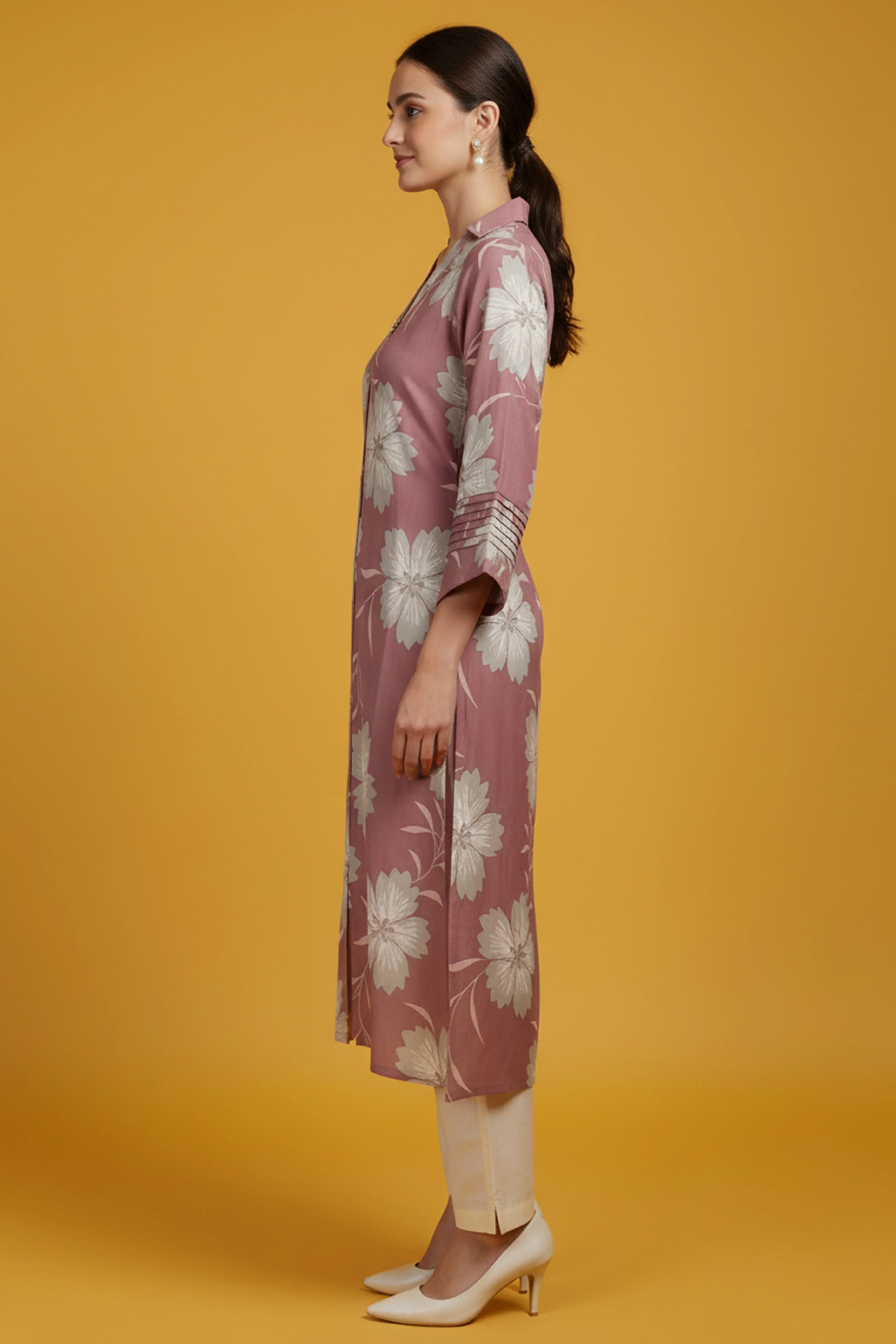 Light Mauve Floral Printed A-Line Kurti in Viscose Blend Slub Fabric - Image 4