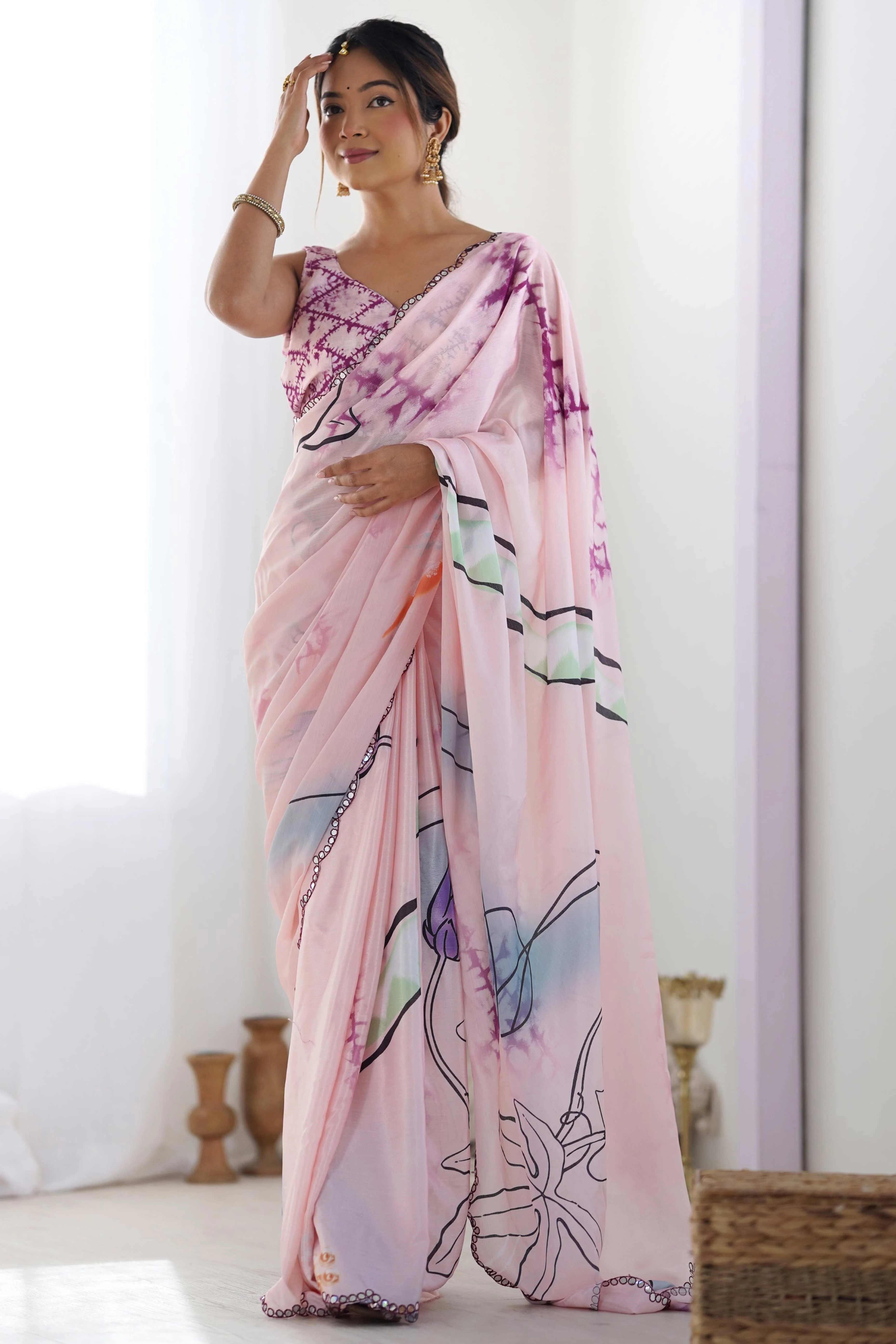 Light Pink Abstract Printed Chinon Saree - Image 3