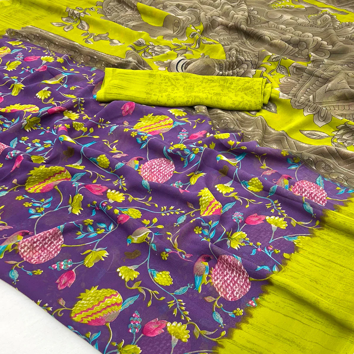 Light Purple Floral Printed Georgette Saree - Image 2