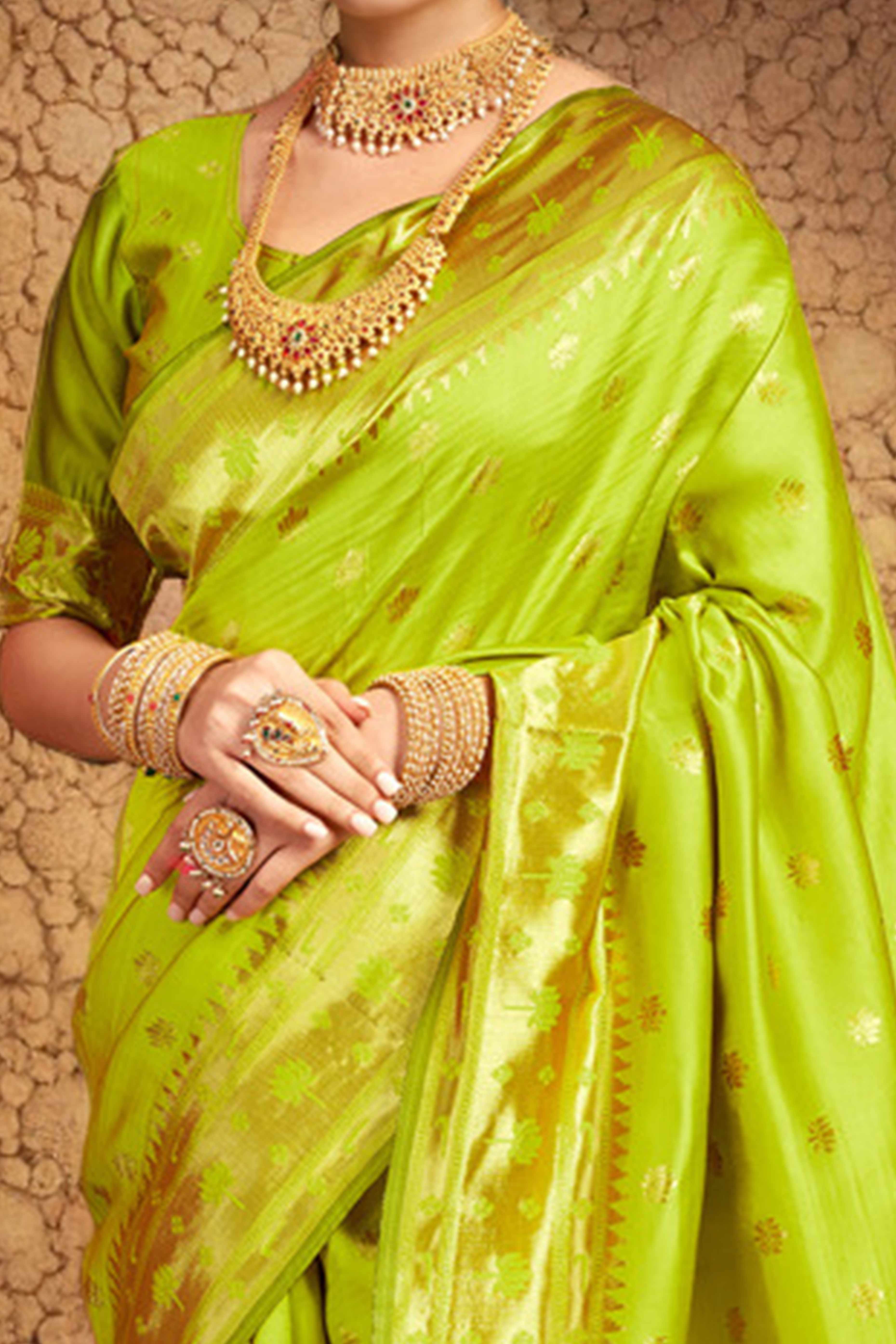 Lime Green Weaving Silk Blend Paithani Saree With Floral & Parrot Motif Pallu - Image 2