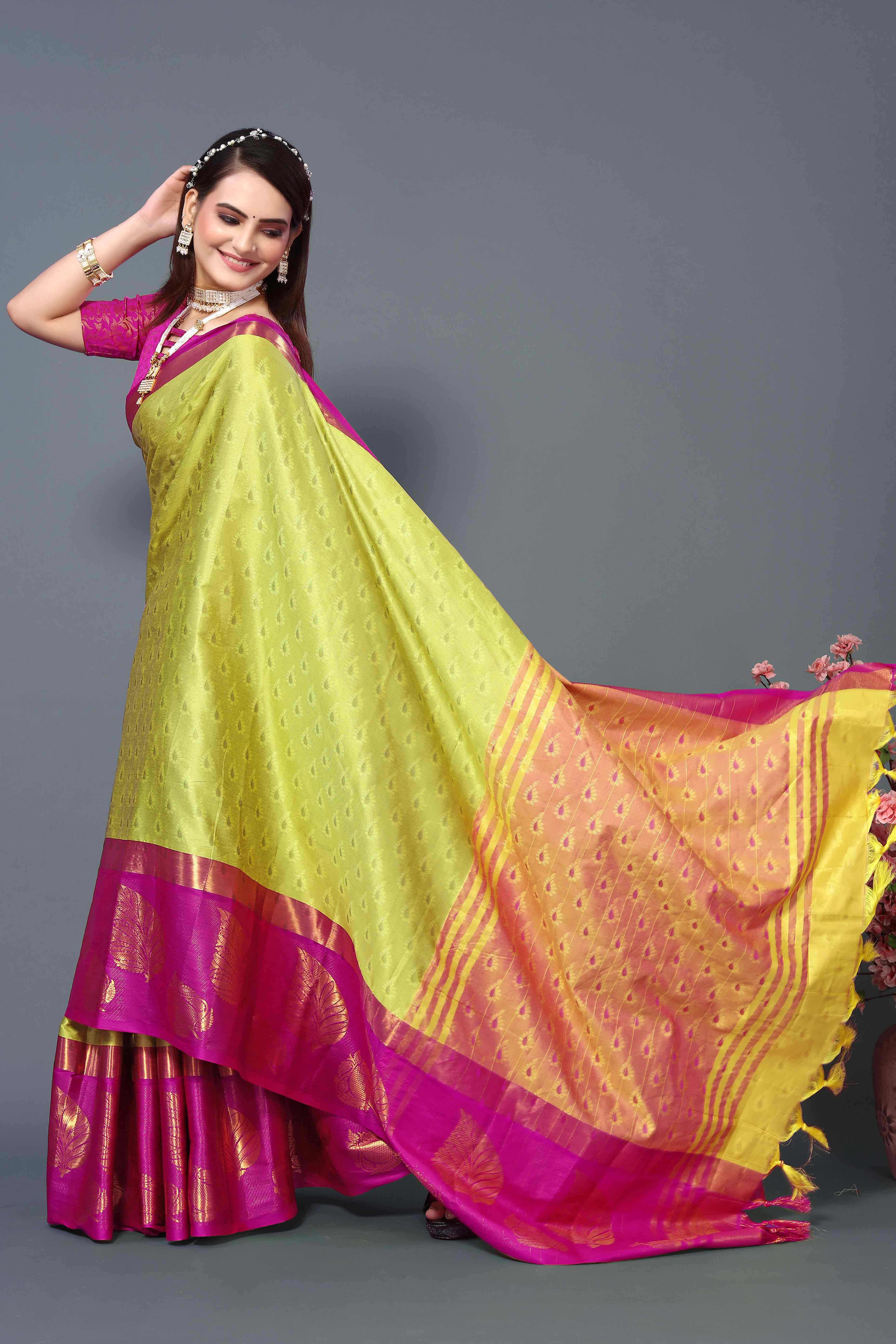 Lime Yellow Zari Weaving Cotton Silk Saree - Image 3