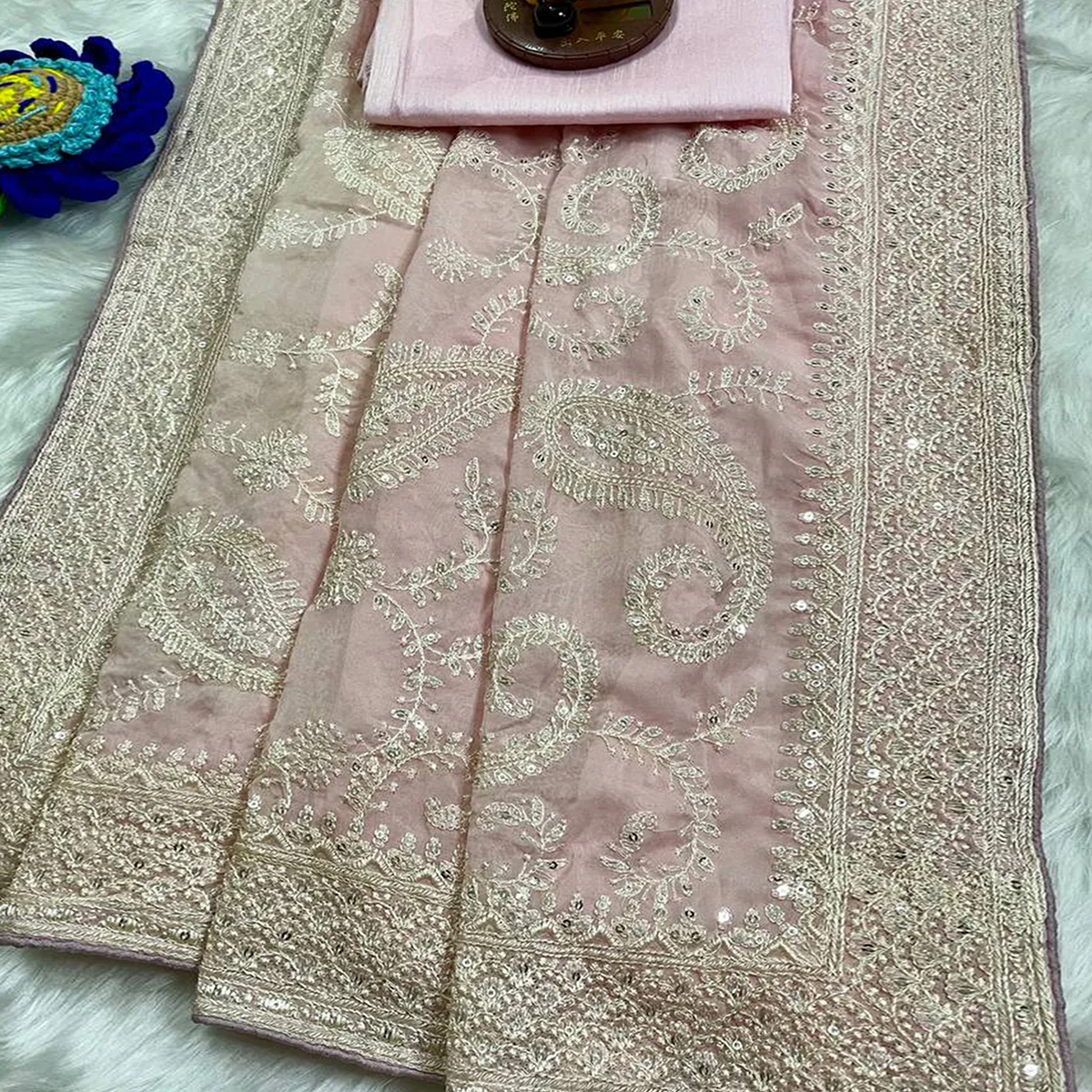 Lustrous Pink Organza Silk Saree Beautified With Paisley Embroidery & Glittering Sequins Work - Image 2