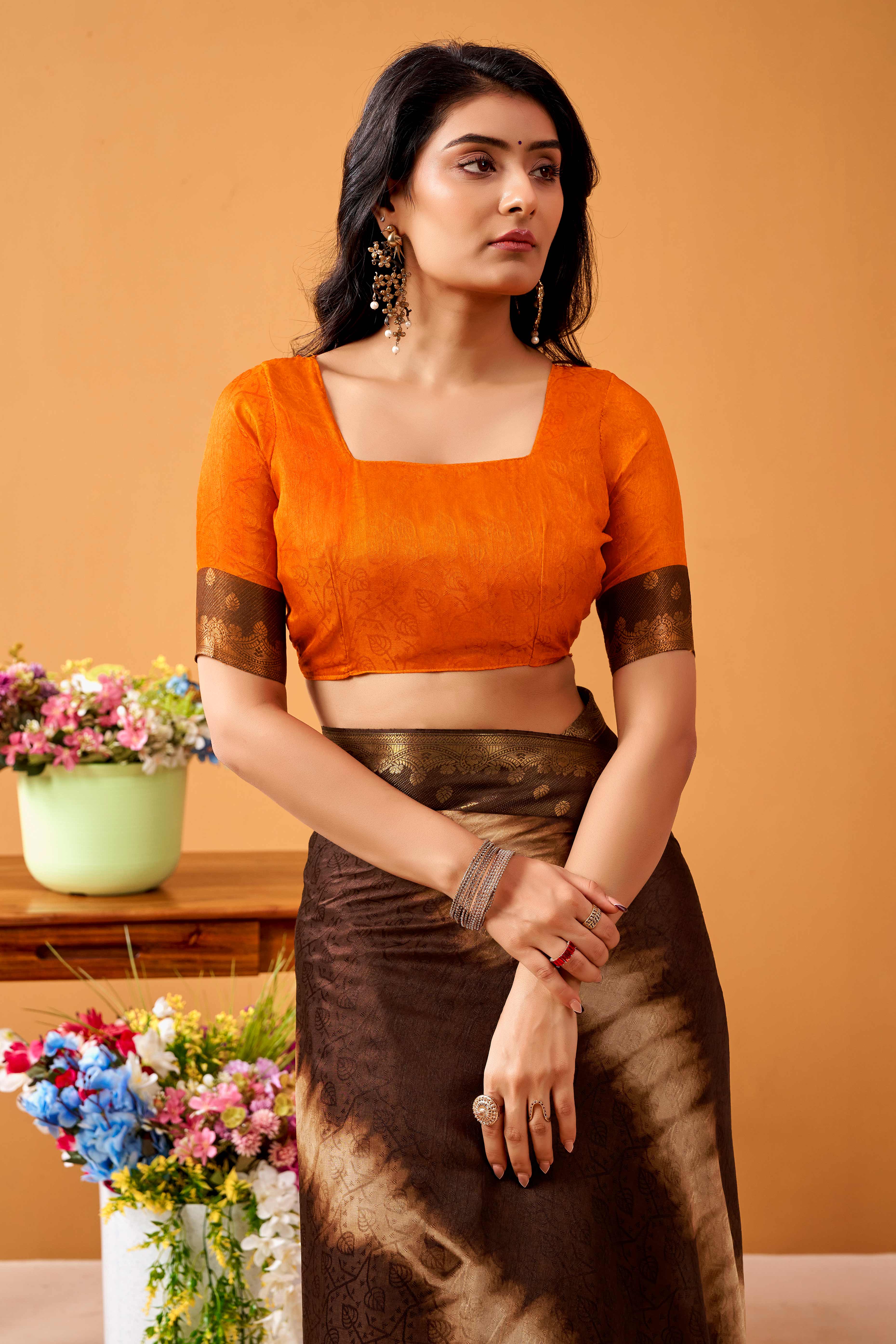 Luxurious Brown Tussar Silk Saree Featuring Traditional Abstract Print & Peacock Jacquard Border - Image 6