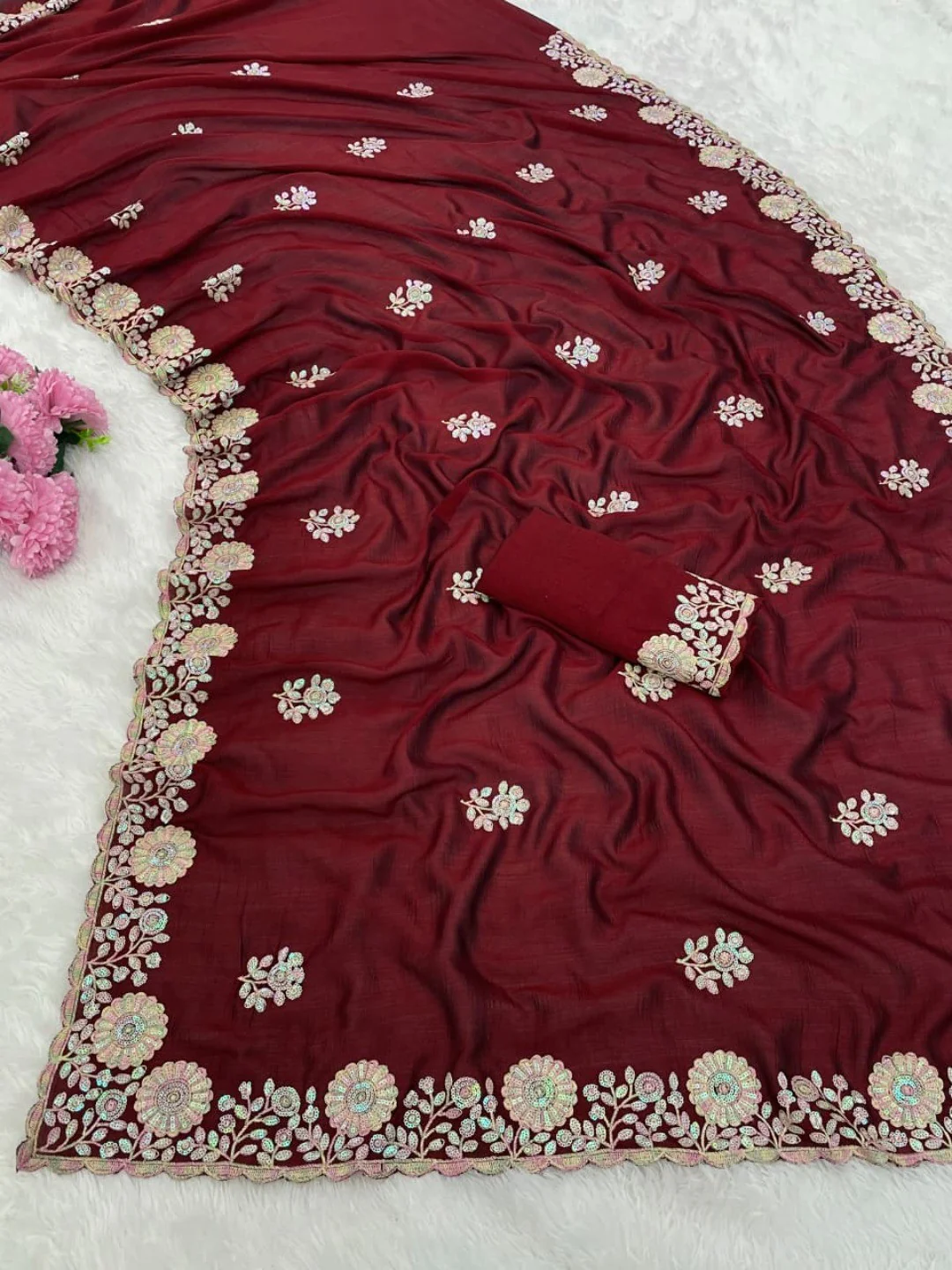 Luxurious Maroon Floral Vichitra Silk Saree Embellished With Thread Embroidery & Sequins Work - Image 9